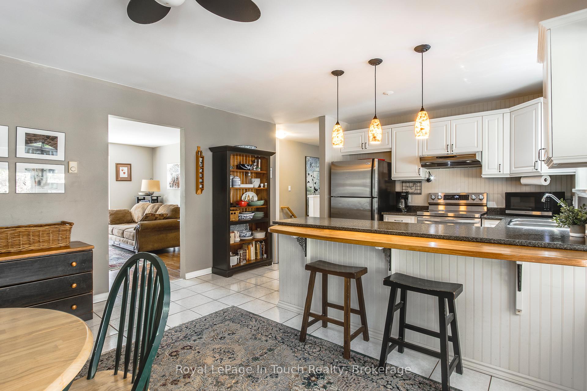 Photo 20 of 119 Silver Birch Drive, Tiny, Rural Tiny — HOMEH