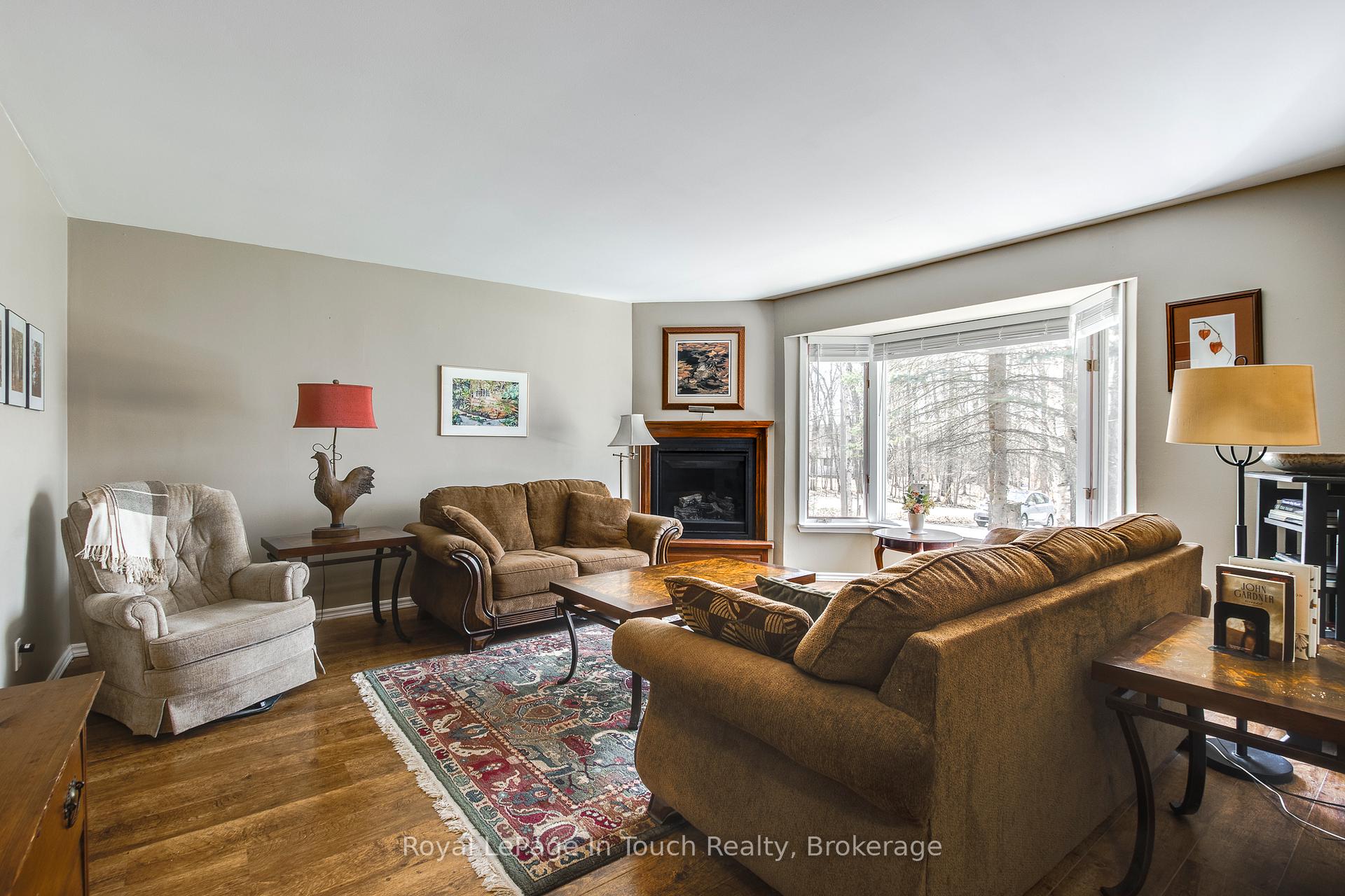 Photo 9 of 119 Silver Birch Drive, Tiny, Rural Tiny — HOMEH