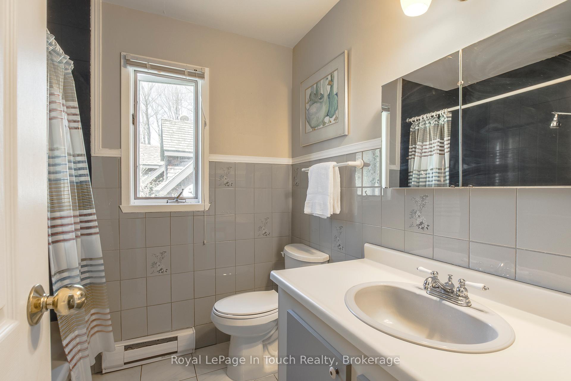 Photo 14 of 119 Silver Birch Drive, Tiny, Rural Tiny — HOMEH