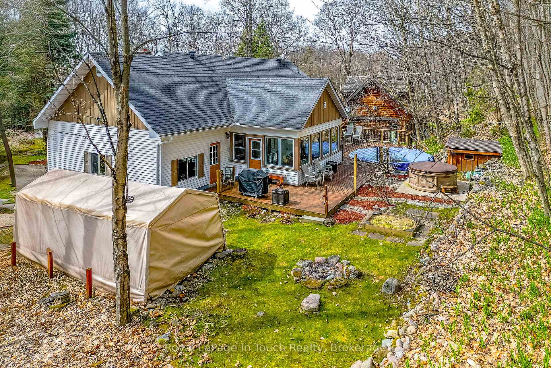 Photo 32 of 119 Silver Birch Drive, Tiny, Rural Tiny — HOMEH
