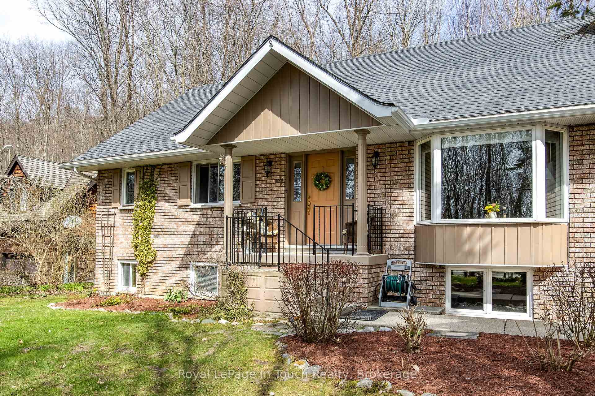 Photo 28 of 119 Silver Birch Drive, Tiny, Rural Tiny — HOMEH