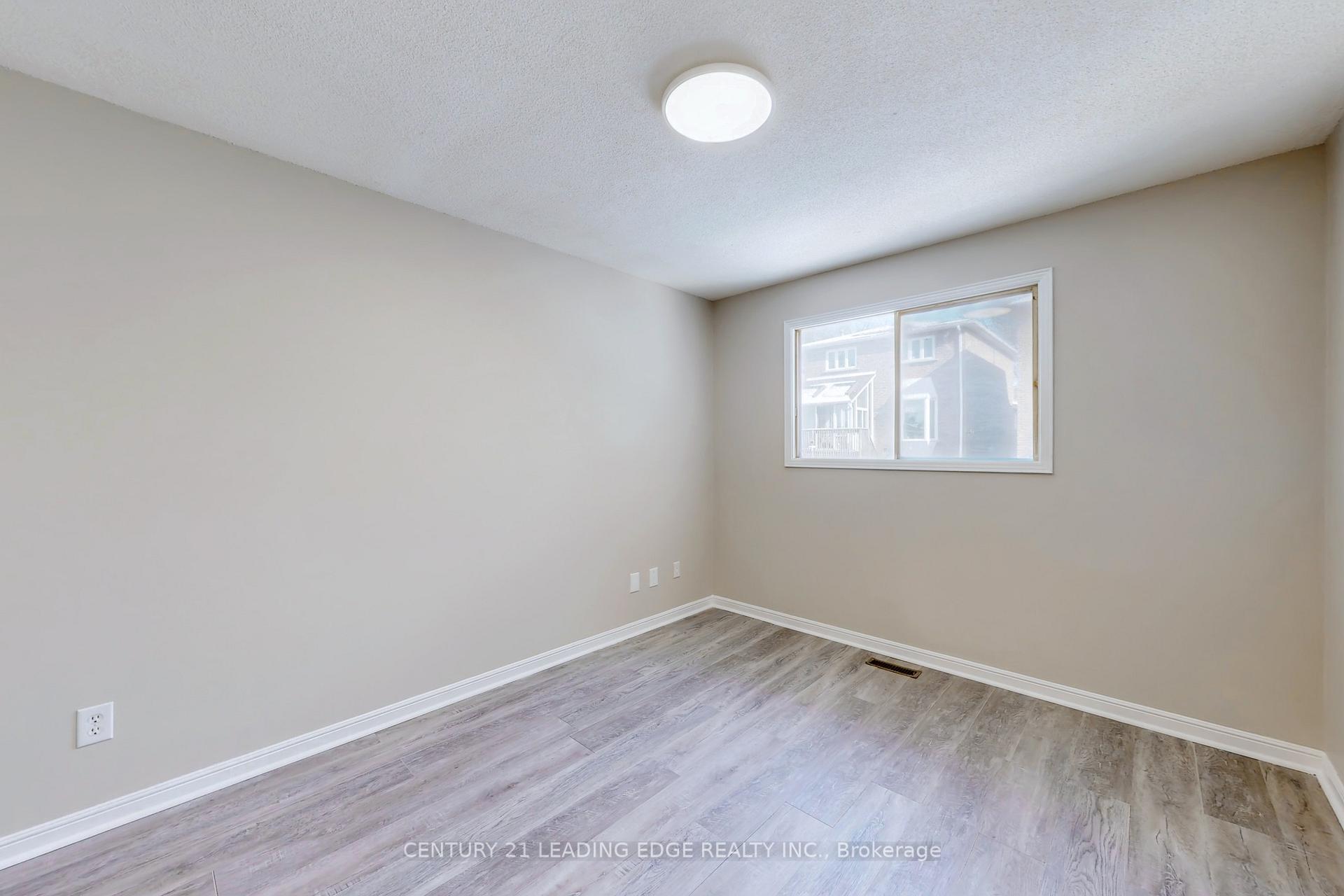Photo 16 of 110 Stargell Crescent, Markham, Raymerville — HOMEH