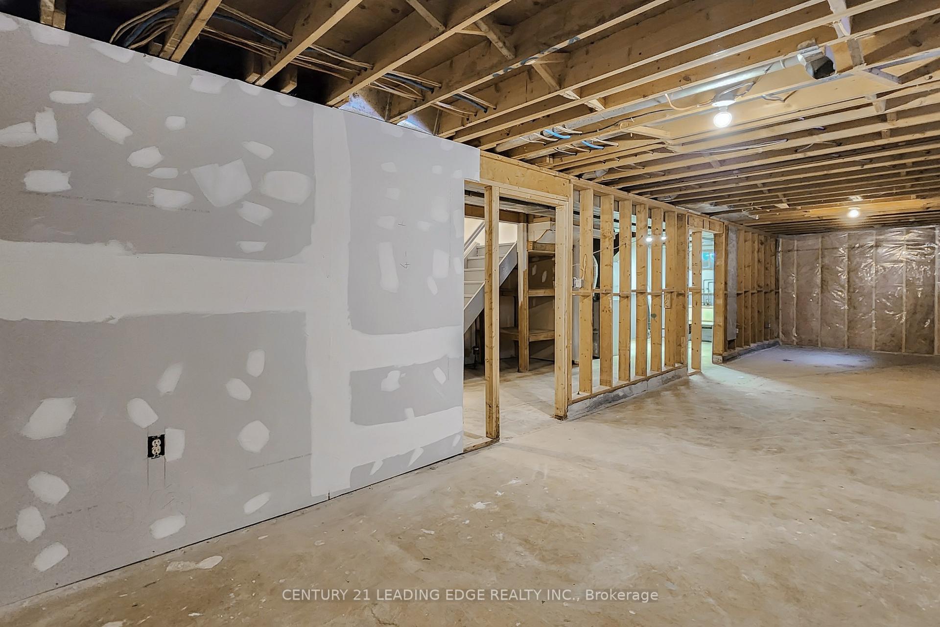 Photo 26 of 110 Stargell Crescent, Markham, Raymerville — HOMEH