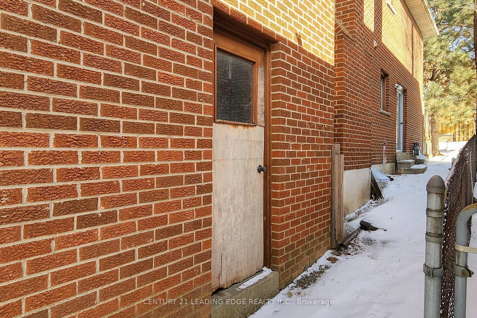 Photo 32 of 110 Stargell Crescent, Markham, Raymerville — HOMEH