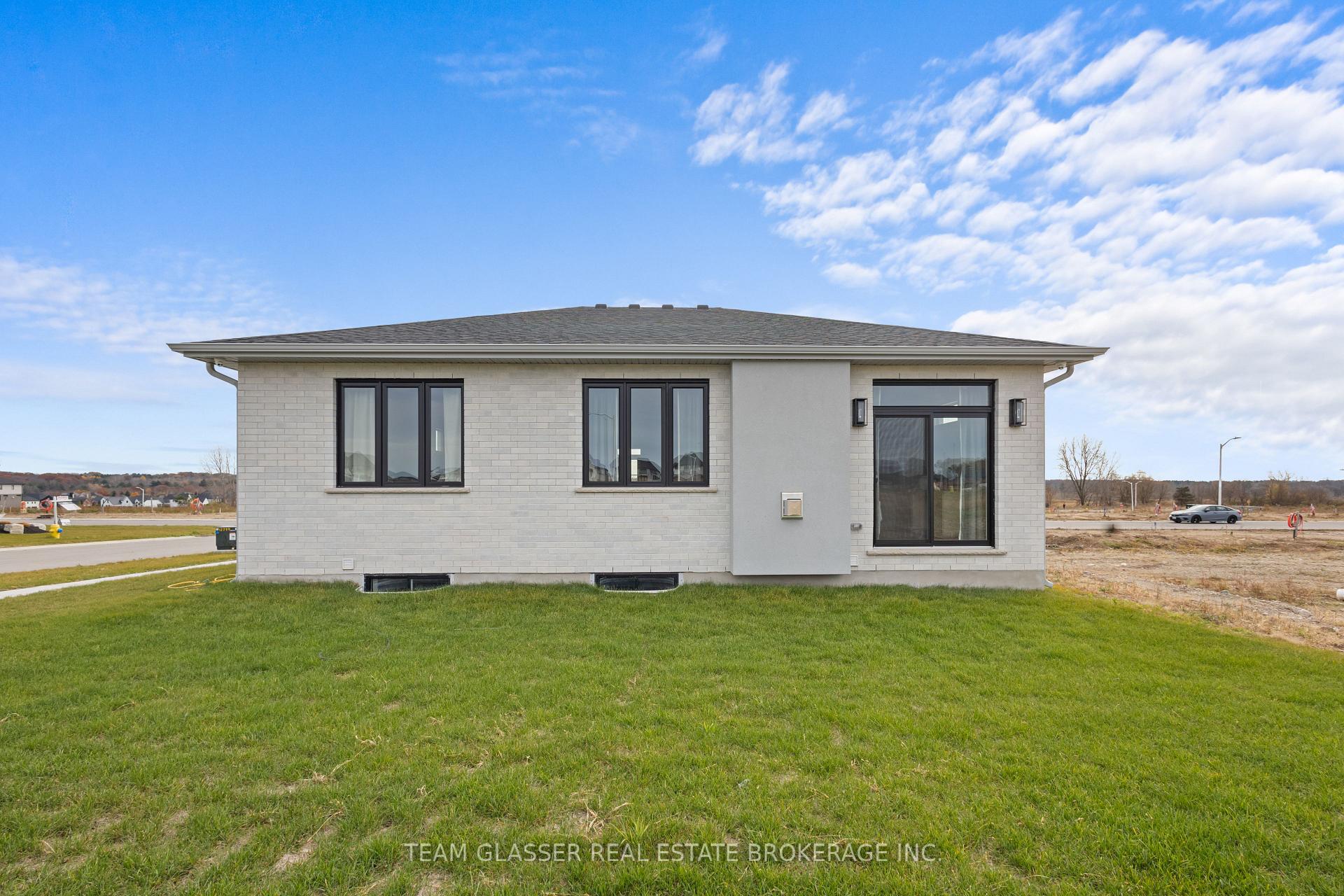 Photo 5 of Unit Lot 94, 70 Benner Boulevard, Middlesex Centre, Rural Middlesex Centre — HOMEH