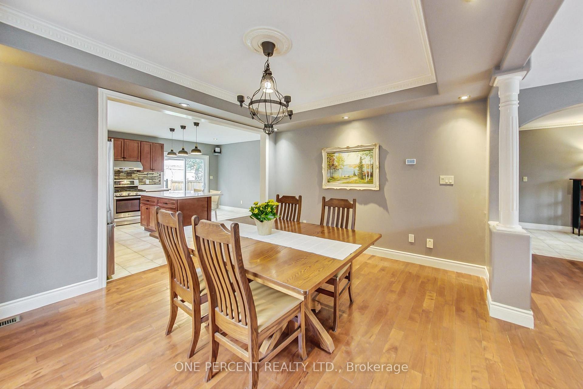 Photo 11 of 23 Grove Street, Hamilton, Corktown — HOMEH