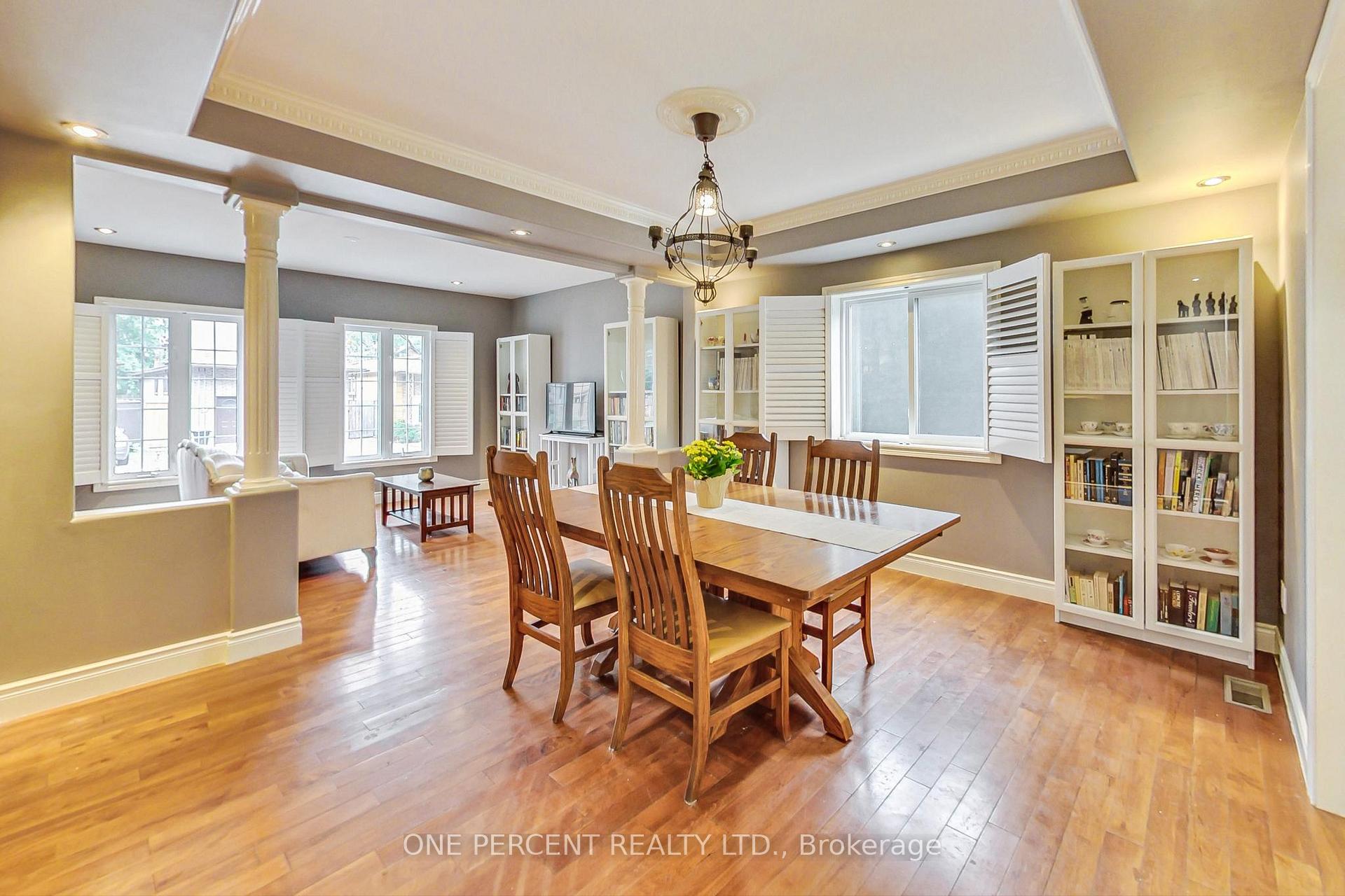 Photo 10 of 23 Grove Street, Hamilton, Corktown — HOMEH