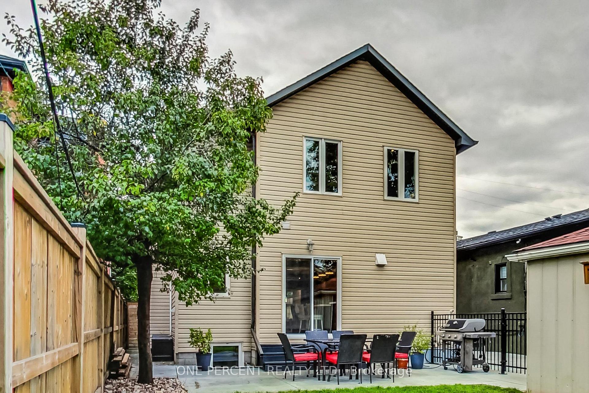 Photo 44 of 23 Grove Street, Hamilton, Corktown — HOMEH