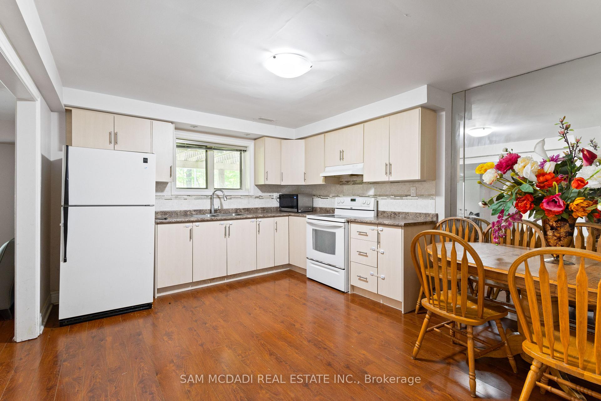 Photo 24 of 16 Calstock Place, Brampton, Credit Valley — HOMEH