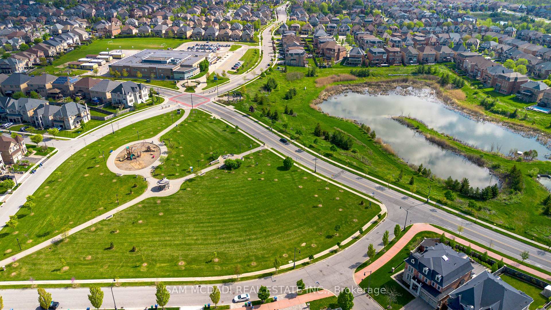 Photo 22 of 16 Calstock Place, Brampton, Credit Valley — HOMEH
