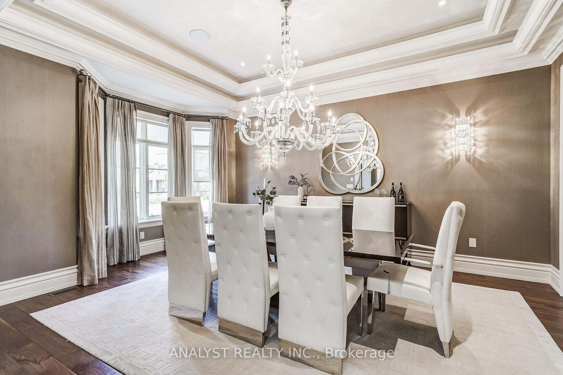 Photo 4 of 115 Hazelridge Court, Vaughan, Kleinburg — HOMEH