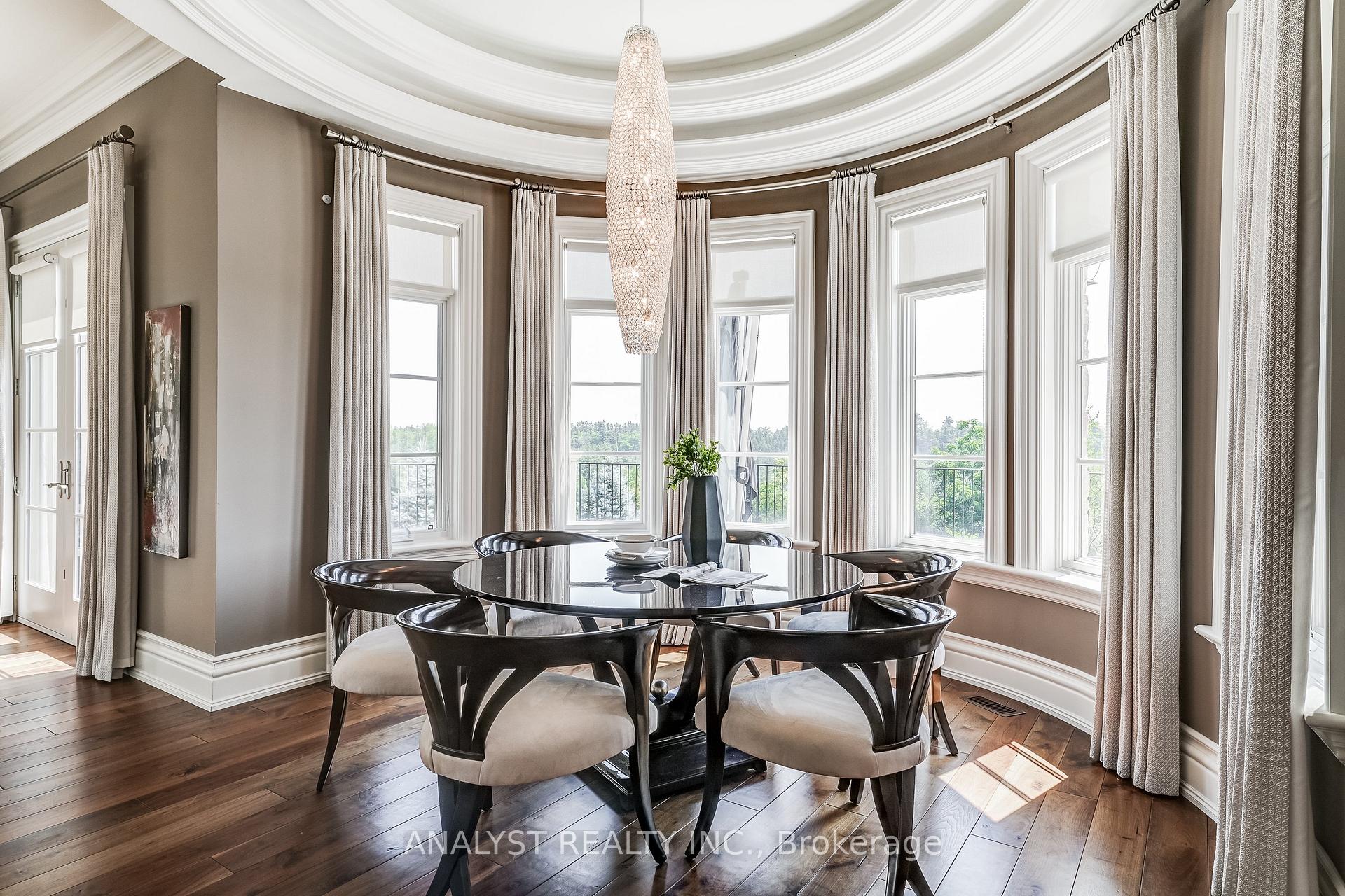 Photo 16 of 115 Hazelridge Court, Vaughan, Kleinburg — HOMEH