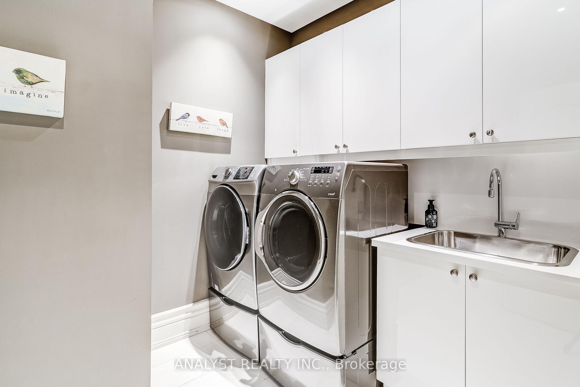 Photo 25 of 115 Hazelridge Court, Vaughan, Kleinburg — HOMEH