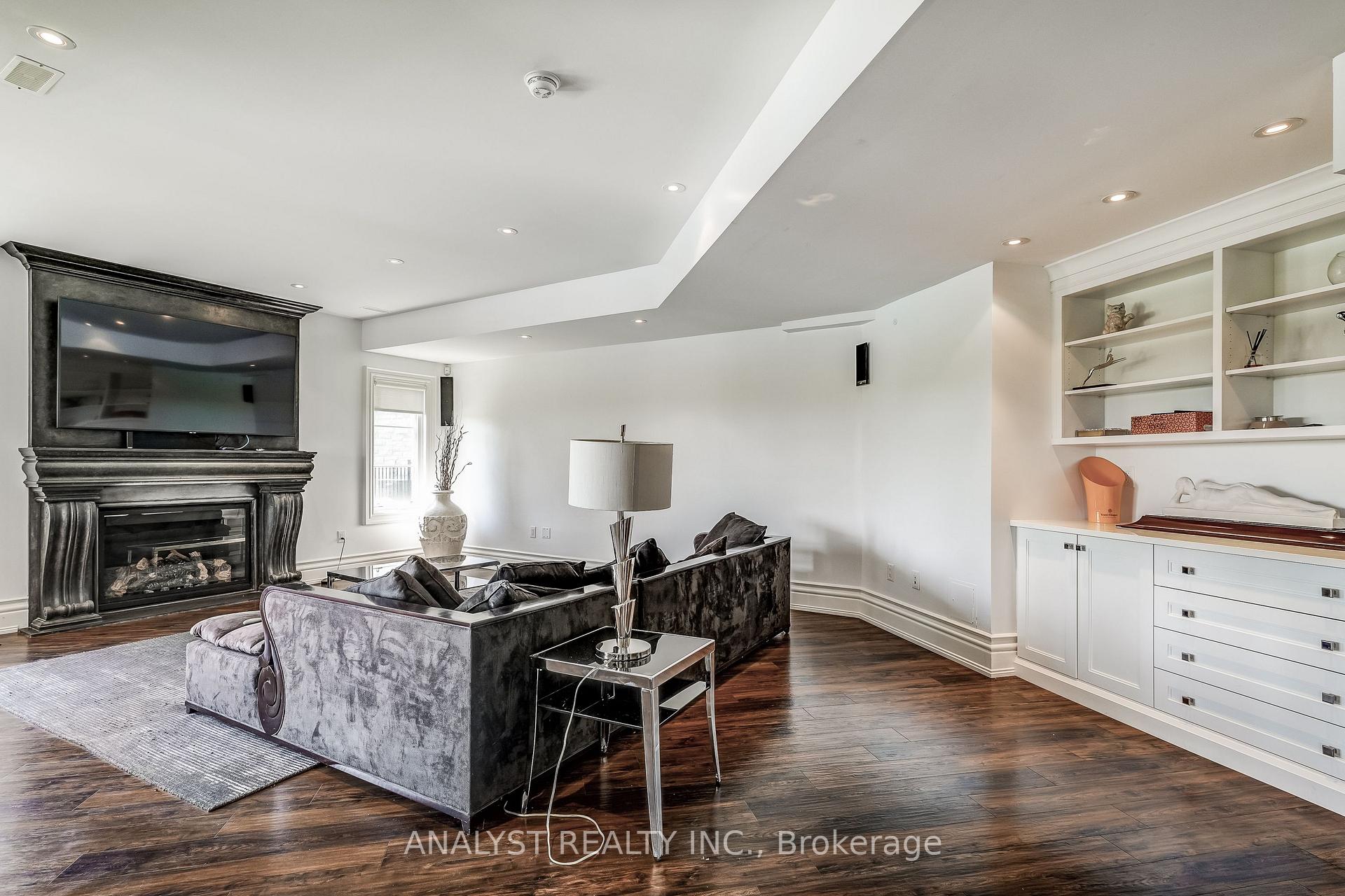 Photo 39 of 115 Hazelridge Court, Vaughan, Kleinburg — HOMEH