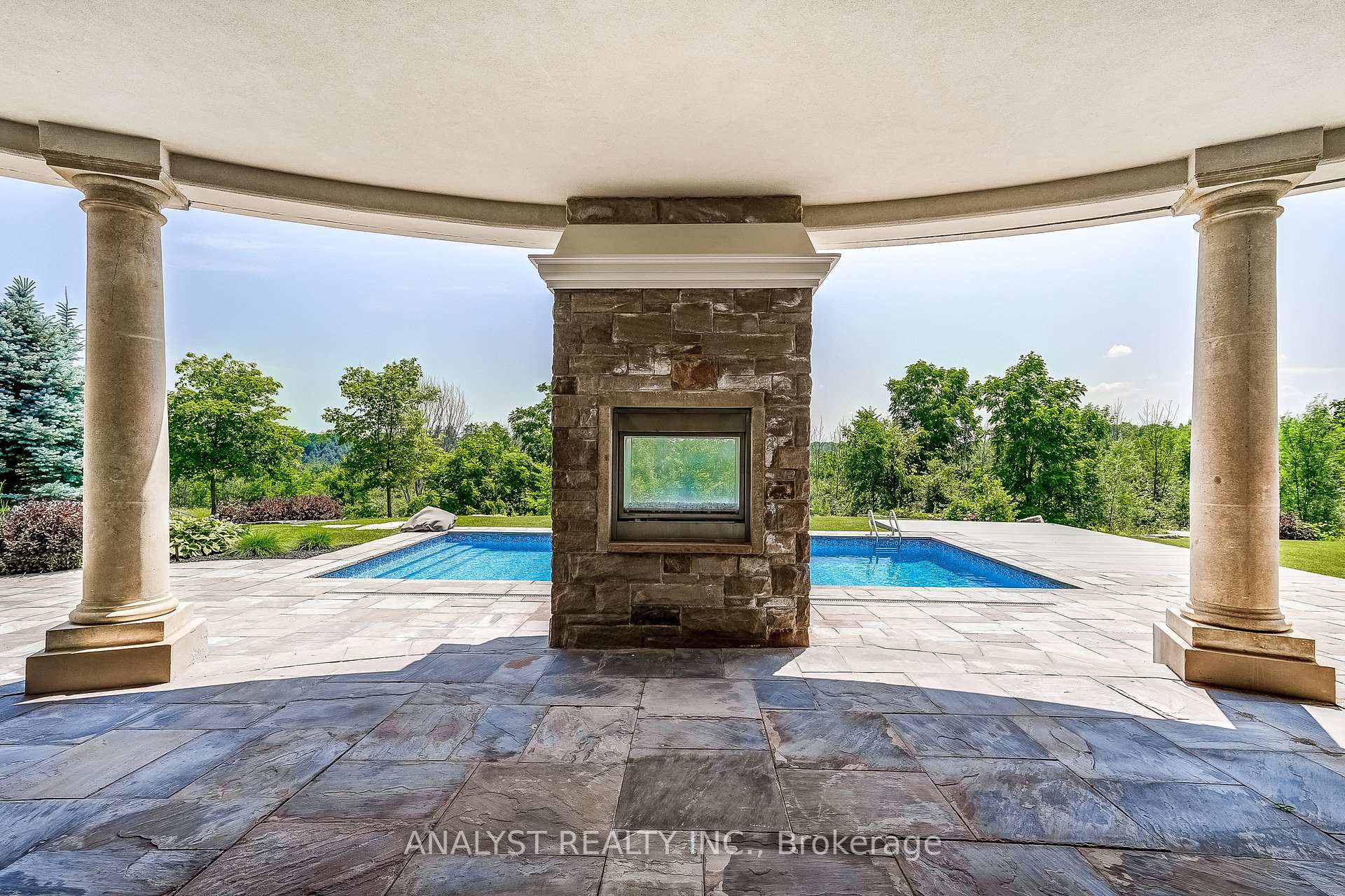Photo 47 of 115 Hazelridge Court, Vaughan, Kleinburg — HOMEH
