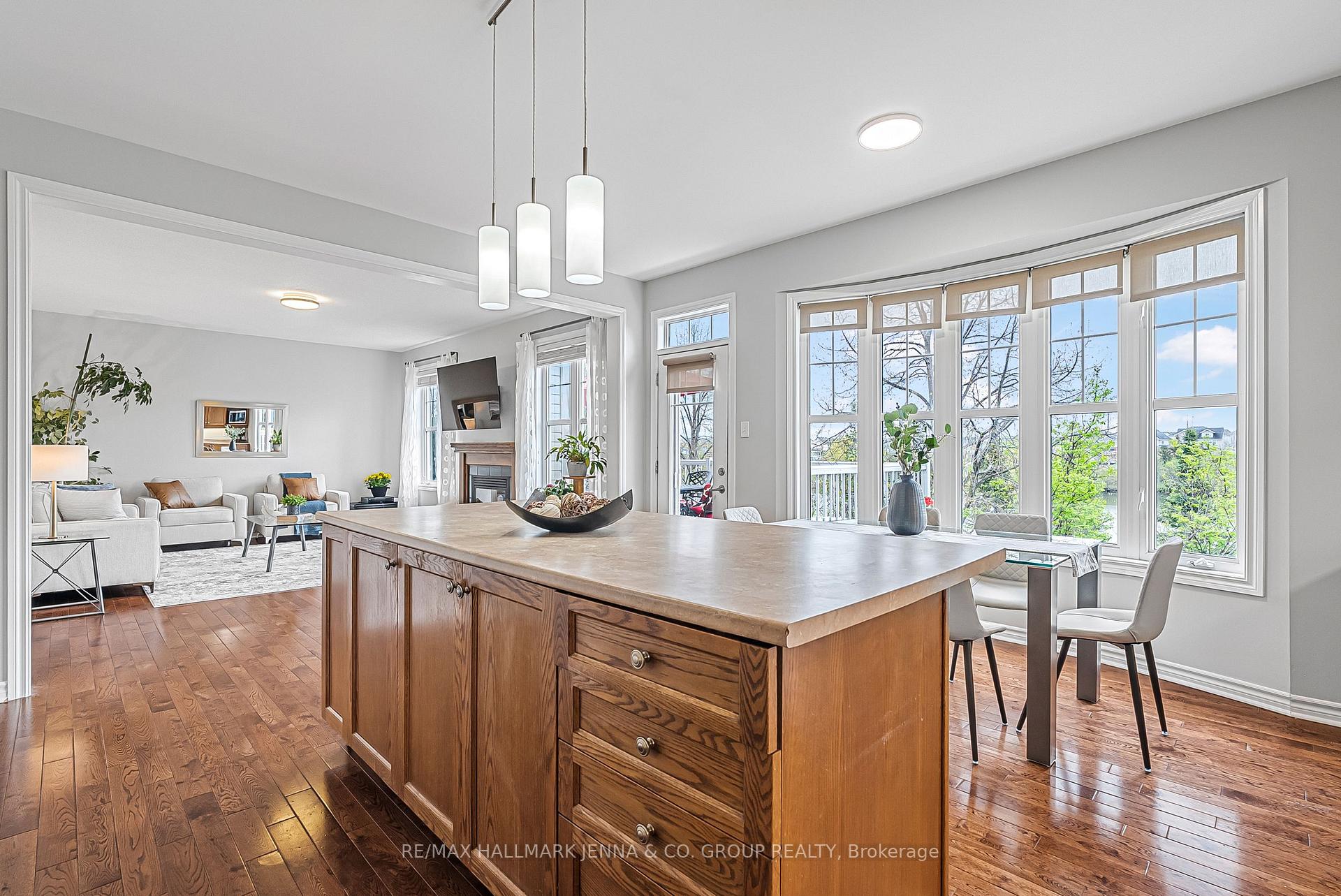 Photo 12 of 2641 Fallingwater Circle, Ottawa, Barrhaven - Half Moon Bay — HOMEH