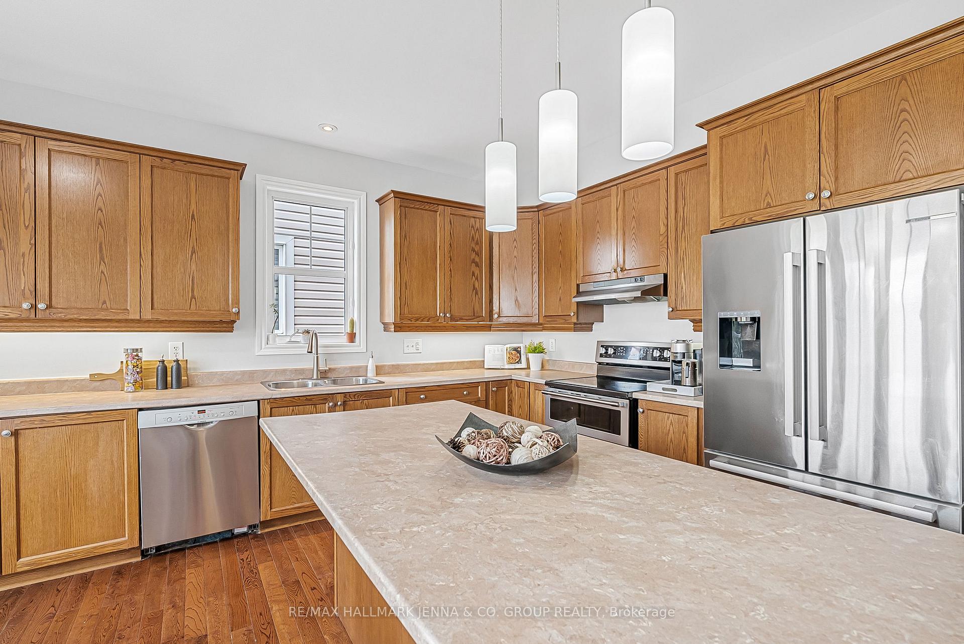 Photo 13 of 2641 Fallingwater Circle, Ottawa, Barrhaven - Half Moon Bay — HOMEH