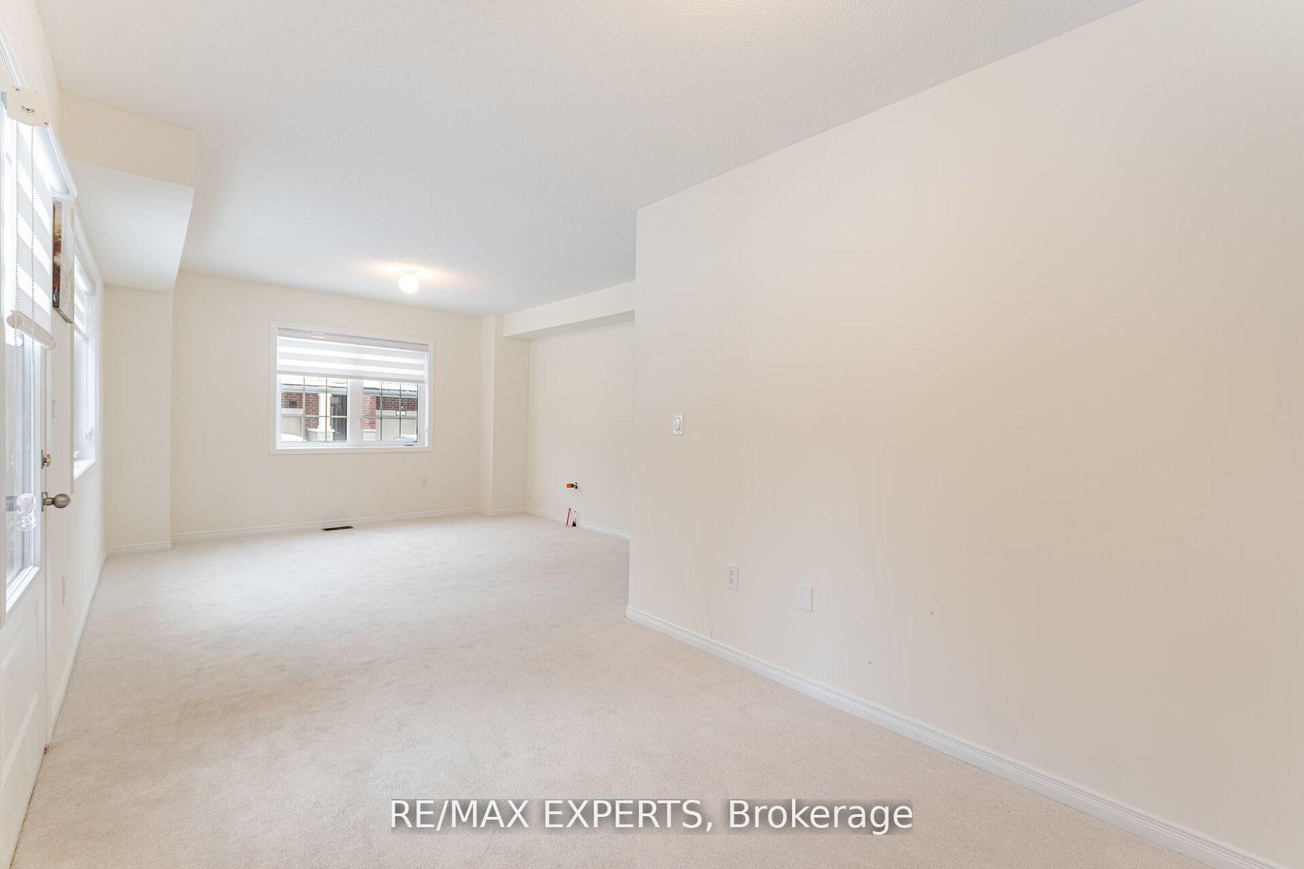 Photo 8 of 3 Grayson Road, Ajax, Central — HOMEH