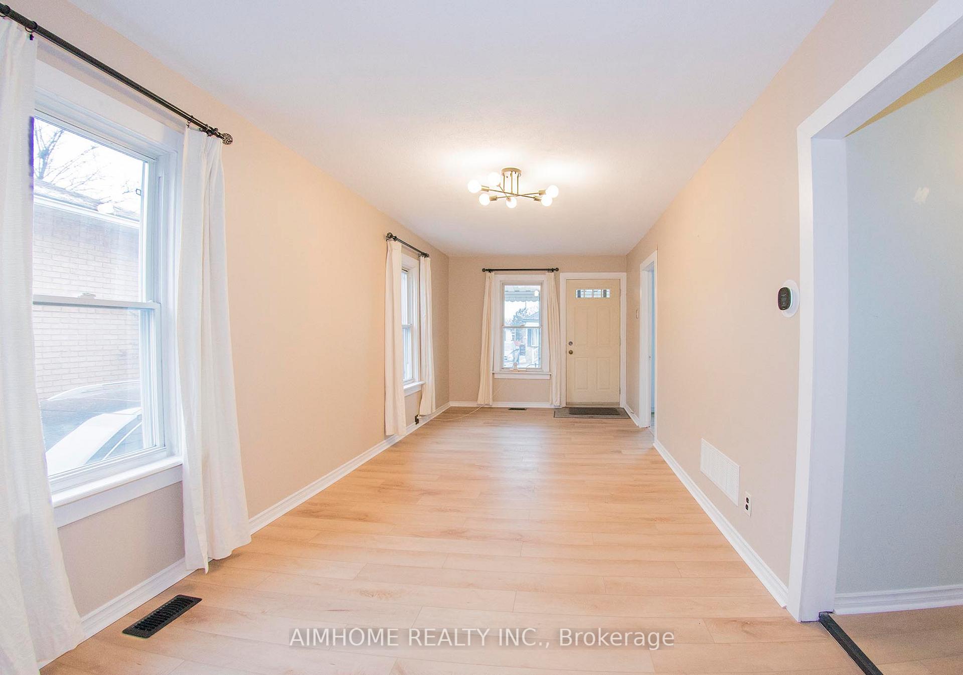 Photo 8 of 160 Ivon Avenue, Hamilton, Normanhurst — HOMEH