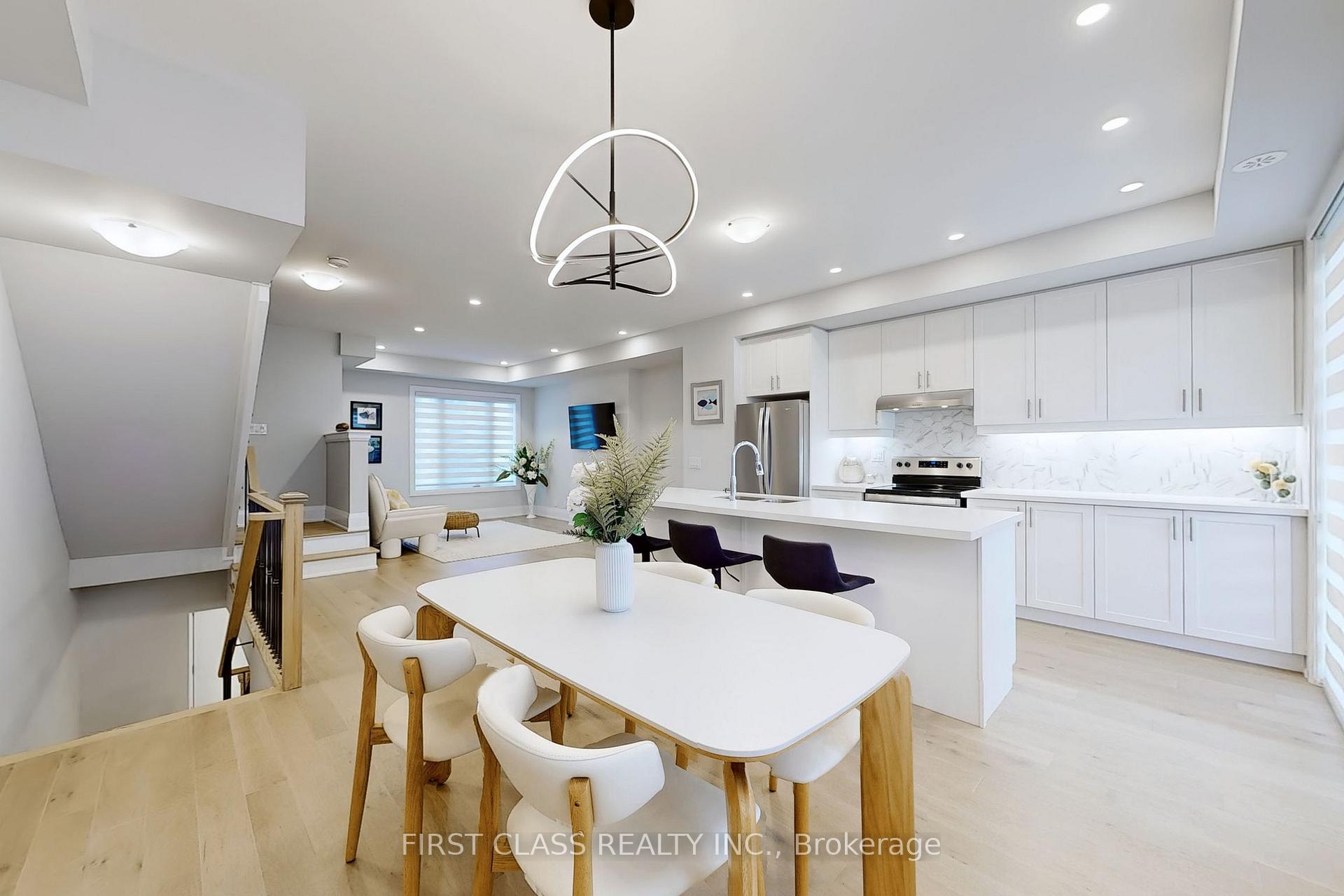 Photo 3 of 21 Guardhouse Crescent, Markham, Angus Glen — HOMEH