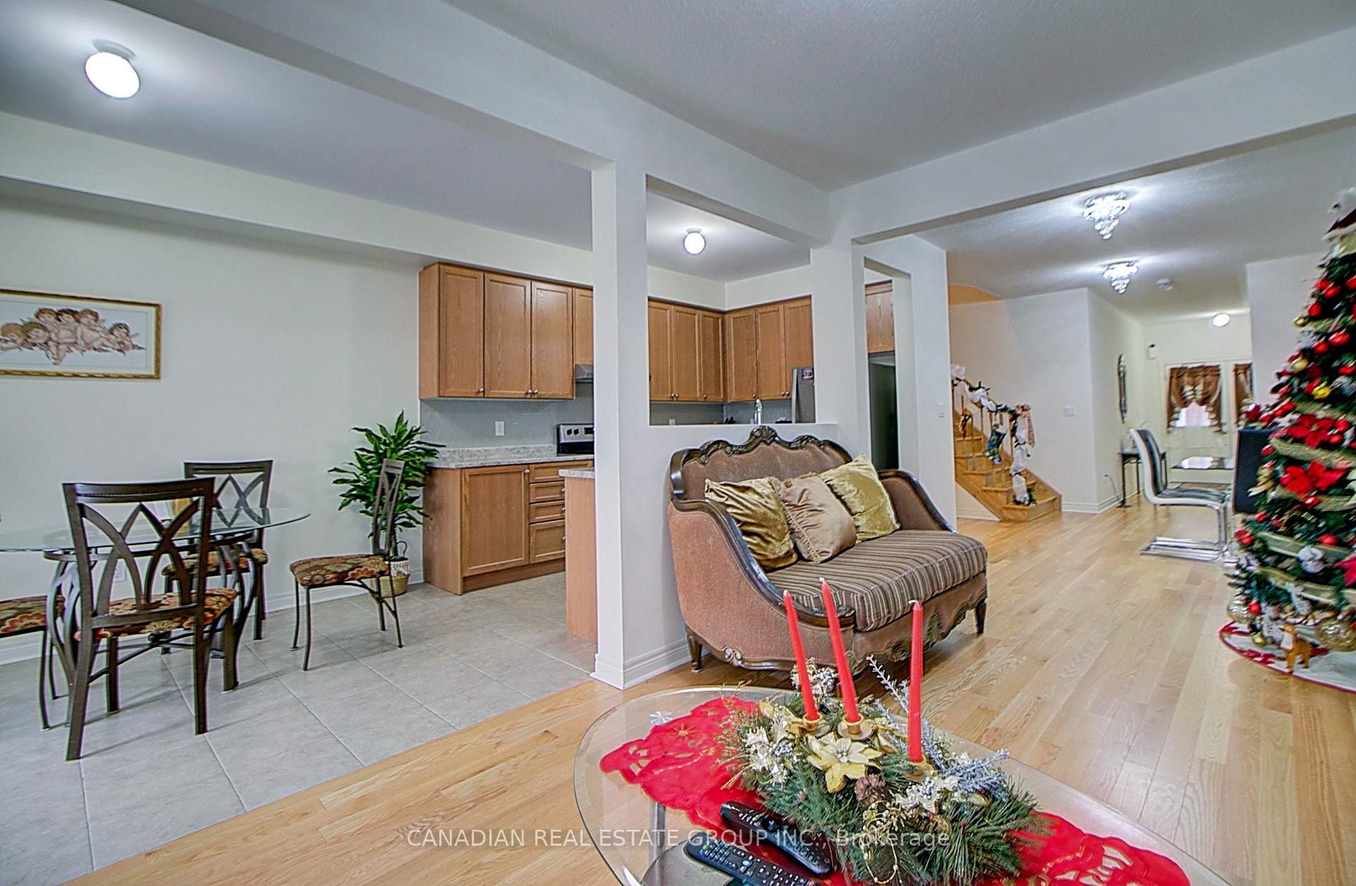 Photo 10 of 1205 Kettering Drive, Oshawa, Eastdale — HOMEH