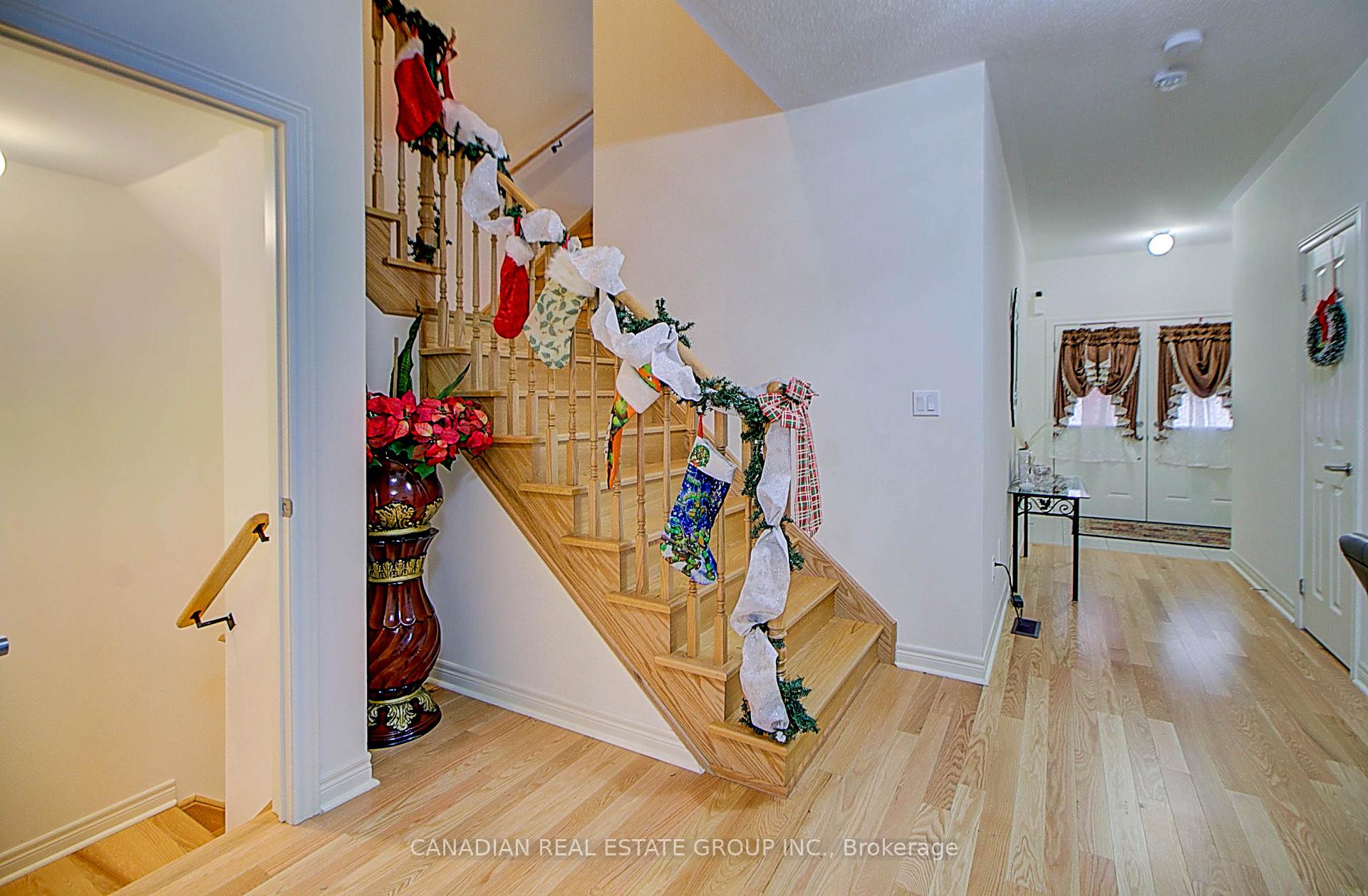 Photo 12 of 1205 Kettering Drive, Oshawa, Eastdale — HOMEH