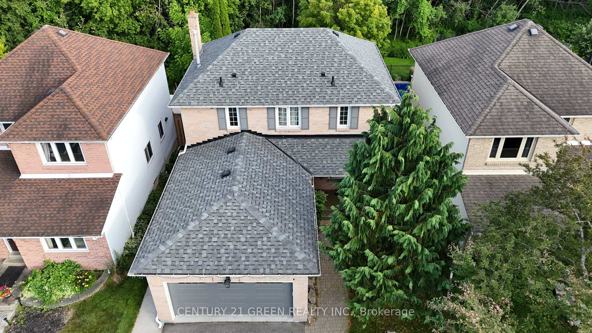 Photo 1 of 13 Alderbrook Drive, Clarington, Courtice — HOMEH
