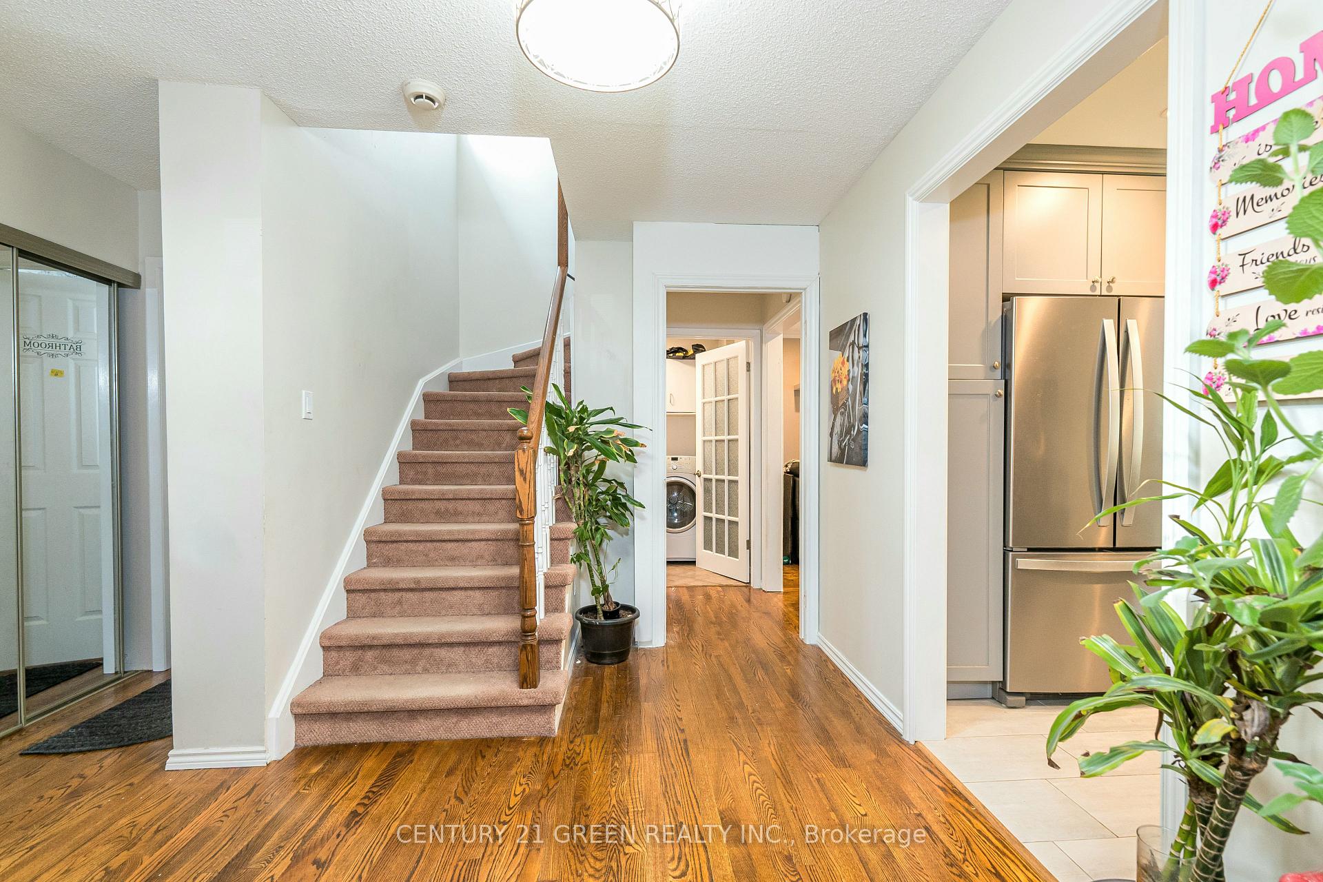 Photo 8 of 13 Alderbrook Drive, Clarington, Courtice — HOMEH