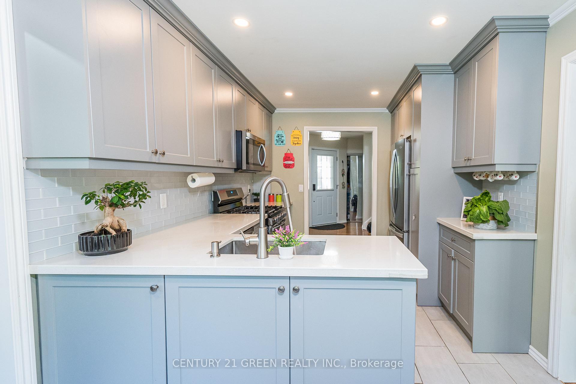 Photo 13 of 13 Alderbrook Drive, Clarington, Courtice — HOMEH