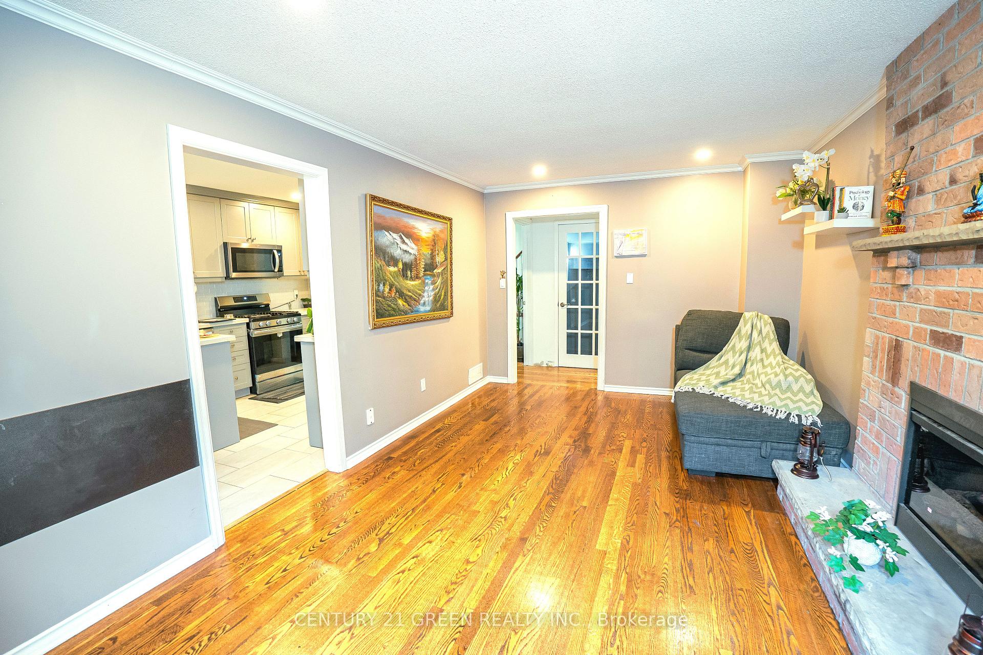 Photo 18 of 13 Alderbrook Drive, Clarington, Courtice — HOMEH