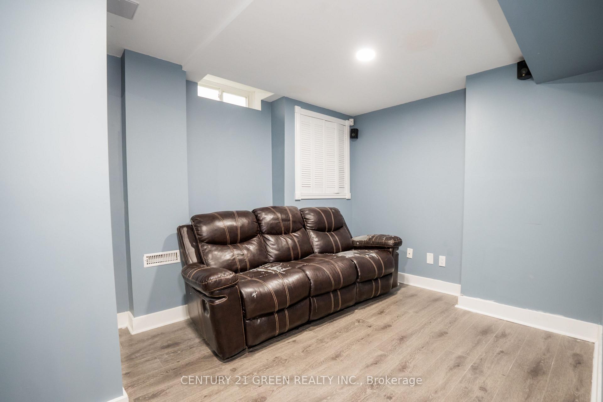 Photo 31 of 13 Alderbrook Drive, Clarington, Courtice — HOMEH