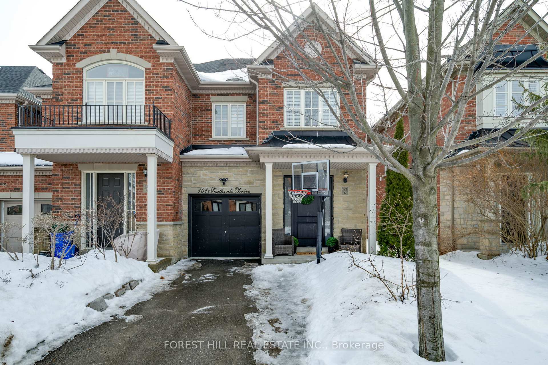 Front of 101 southvale Drive