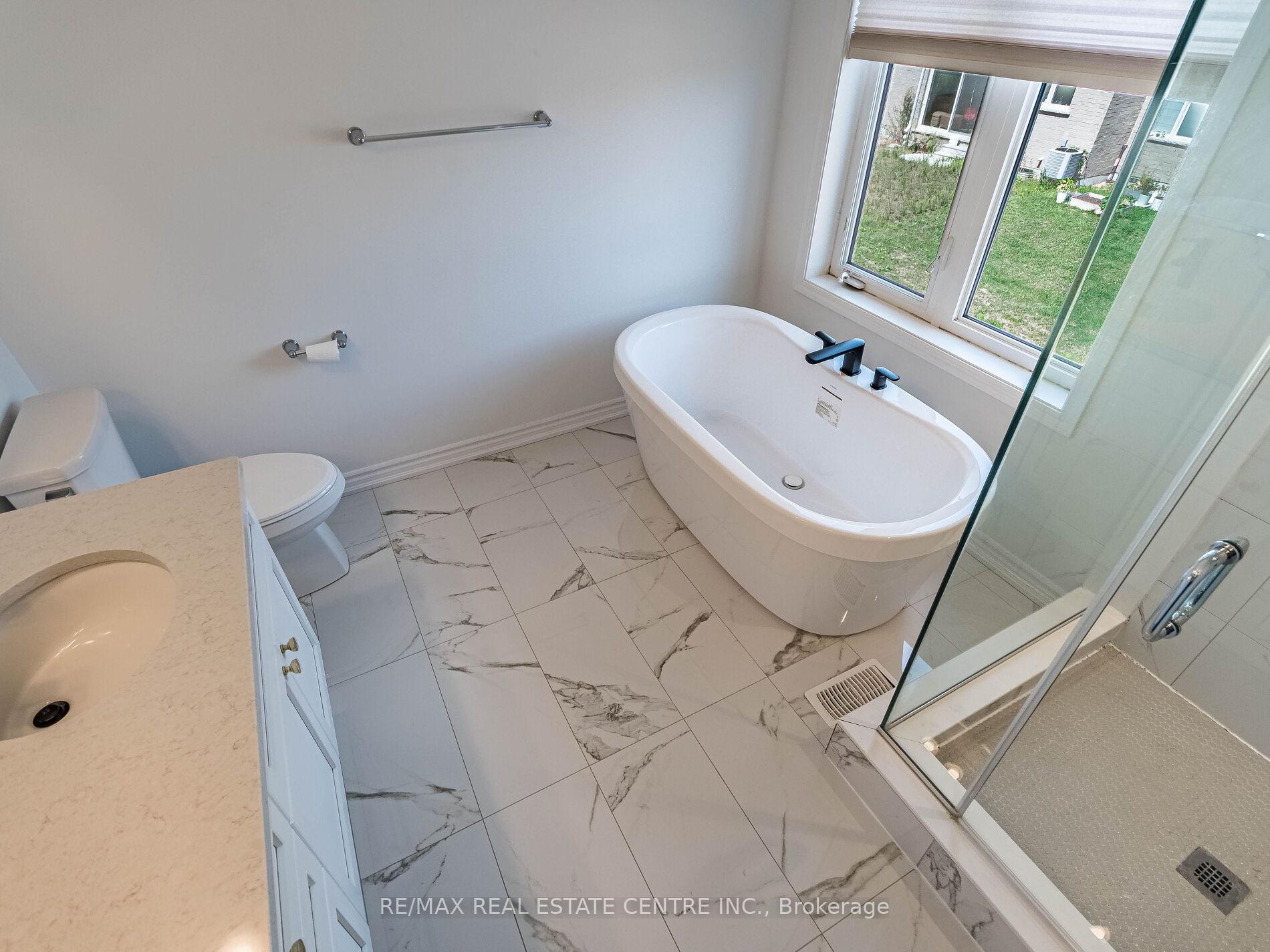 Photo 26 of 71 Routley Street, Kitchener — HOMEH