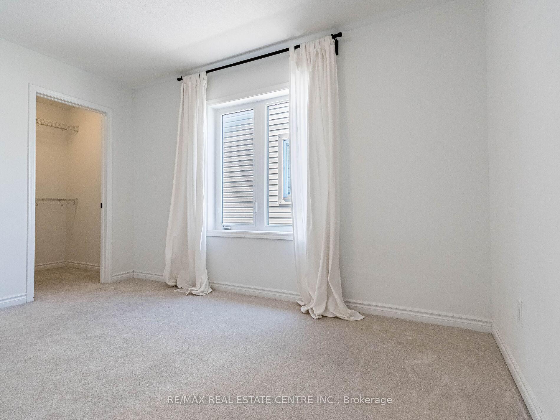 Photo 30 of 71 Routley Street, Kitchener — HOMEH