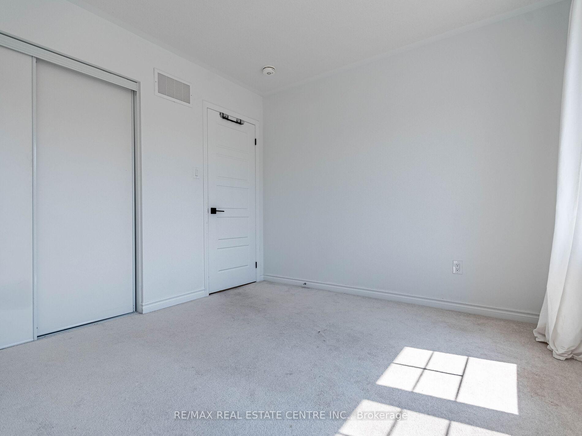 Photo 29 of 71 Routley Street, Kitchener — HOMEH
