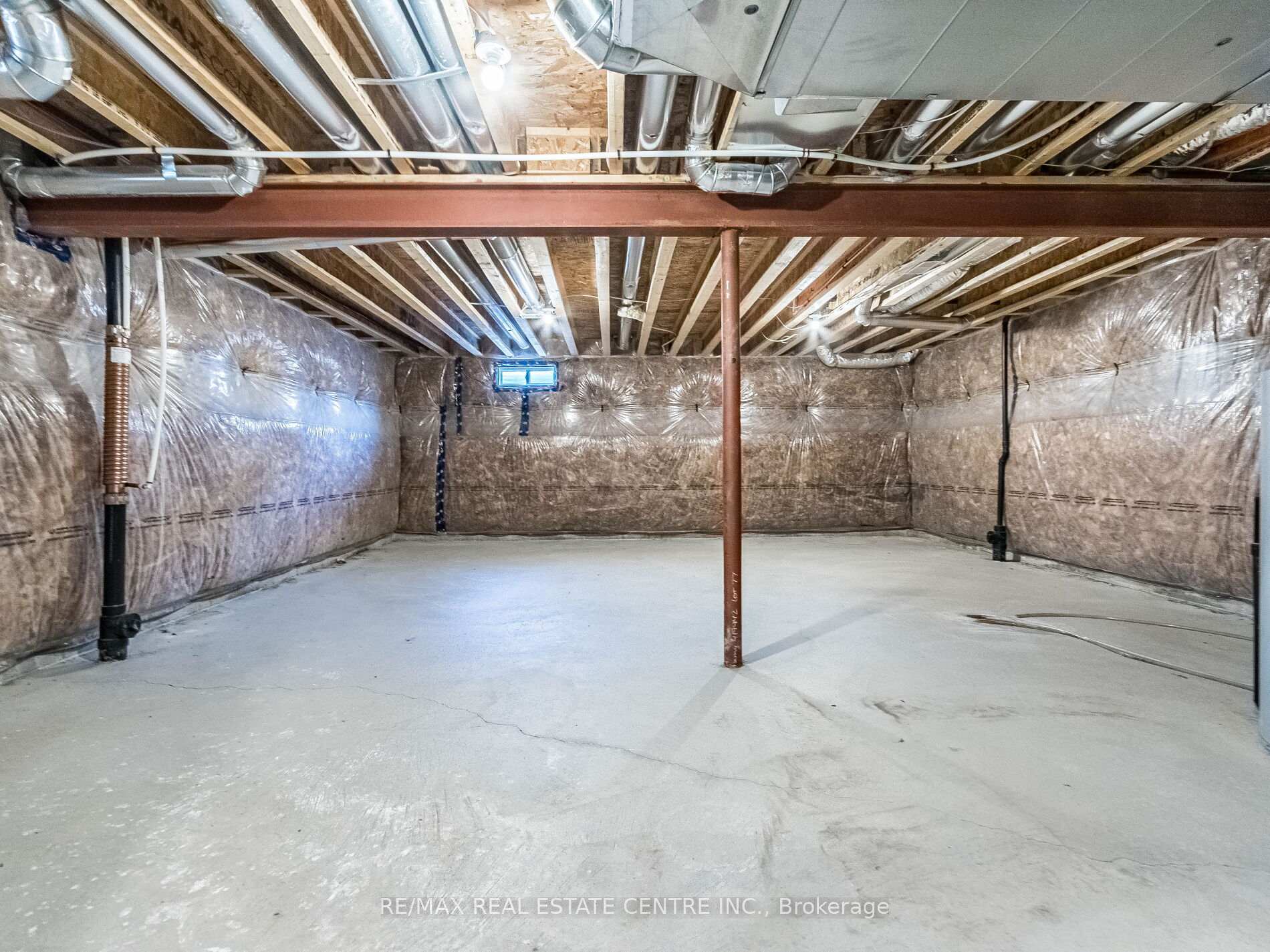 Photo 36 of 71 Routley Street, Kitchener — HOMEH