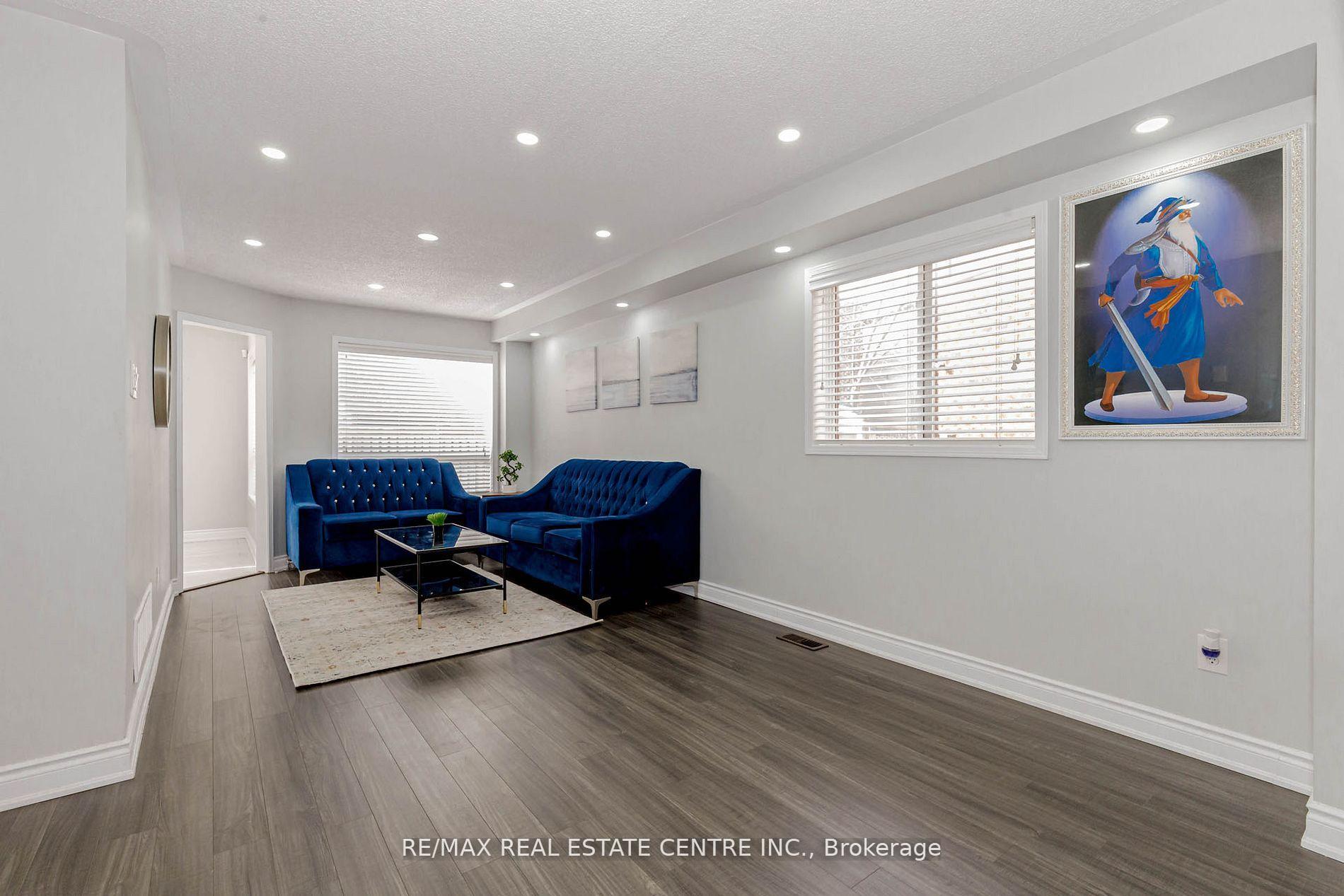 Photo 41 of 12 Tregate Crescent W, Brampton, Fletcher's Meadow — HOMEH