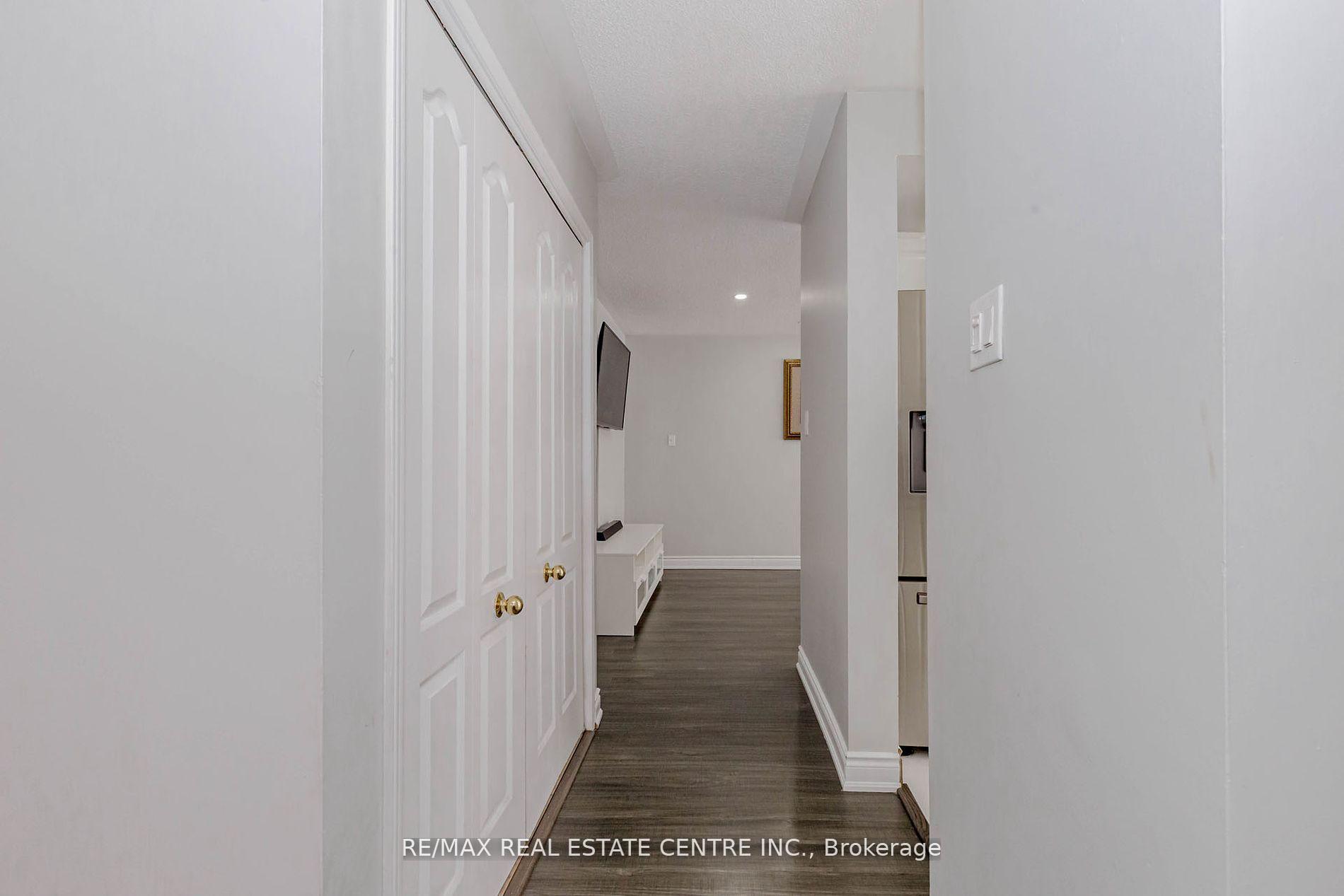 Photo 2 of 12 Tregate Crescent W, Brampton, Fletcher's Meadow — HOMEH