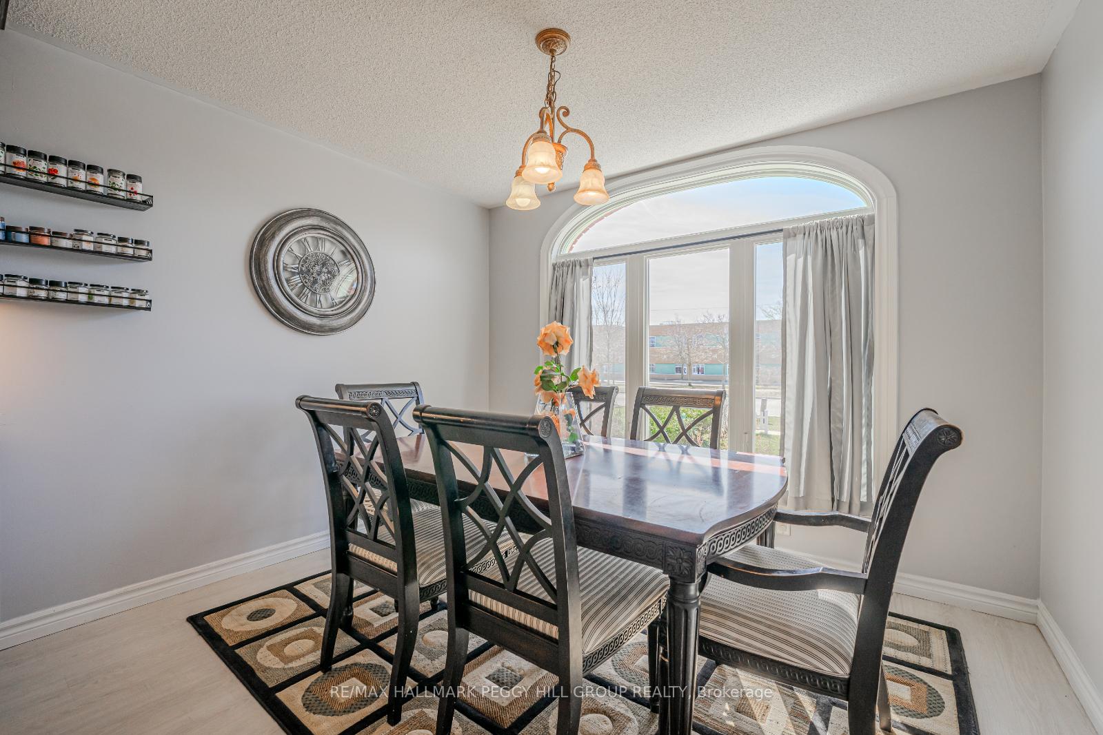 Photo 22 of 156 Mapleton Avenue, Barrie, Holly — HOMEH