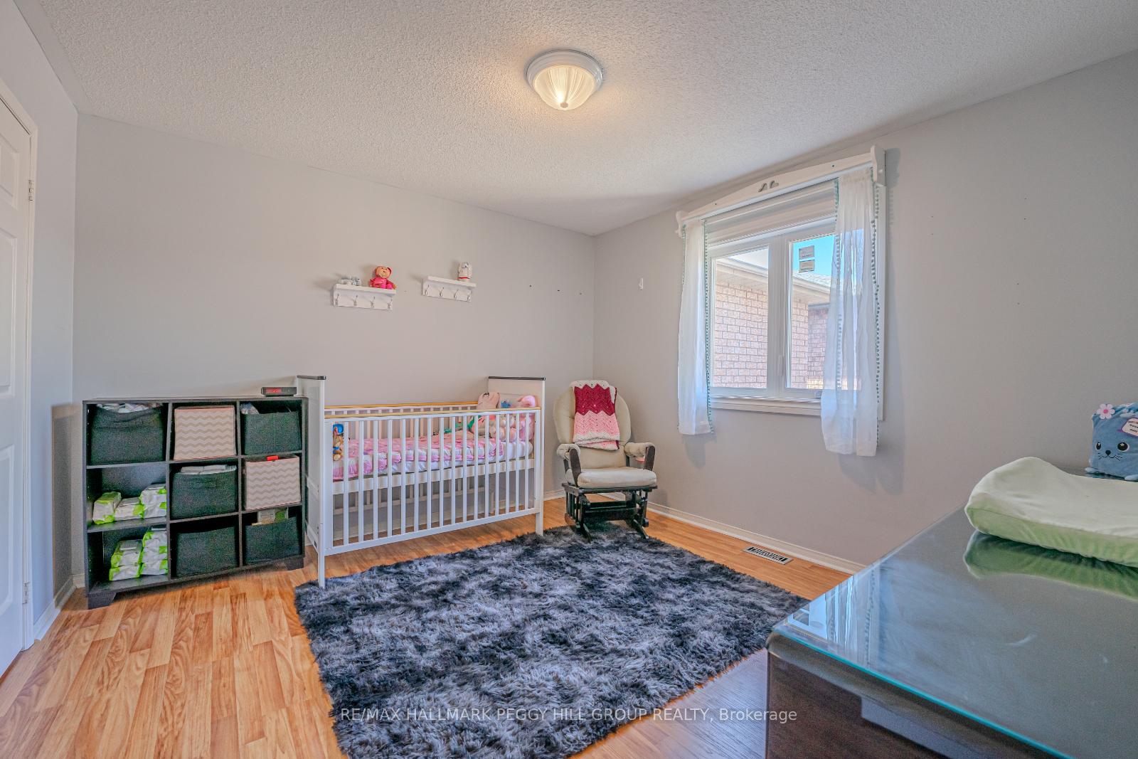 Photo 18 of 156 Mapleton Avenue, Barrie, Holly — HOMEH