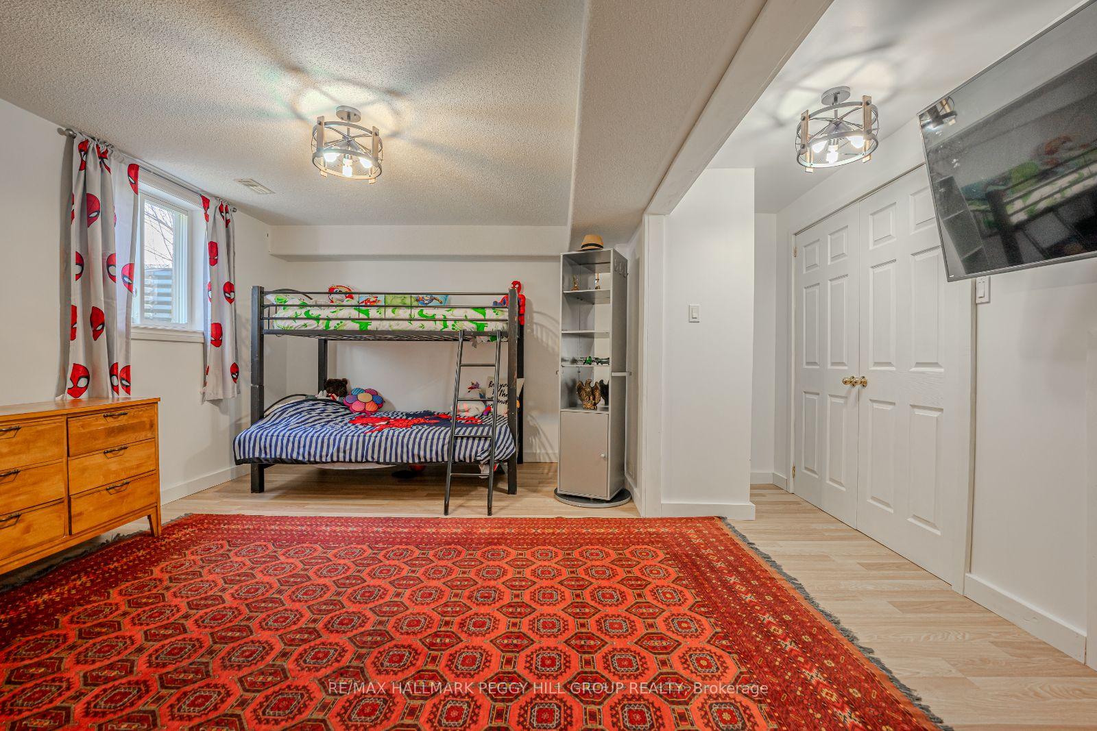 Photo 7 of 156 Mapleton Avenue, Barrie, Holly — HOMEH