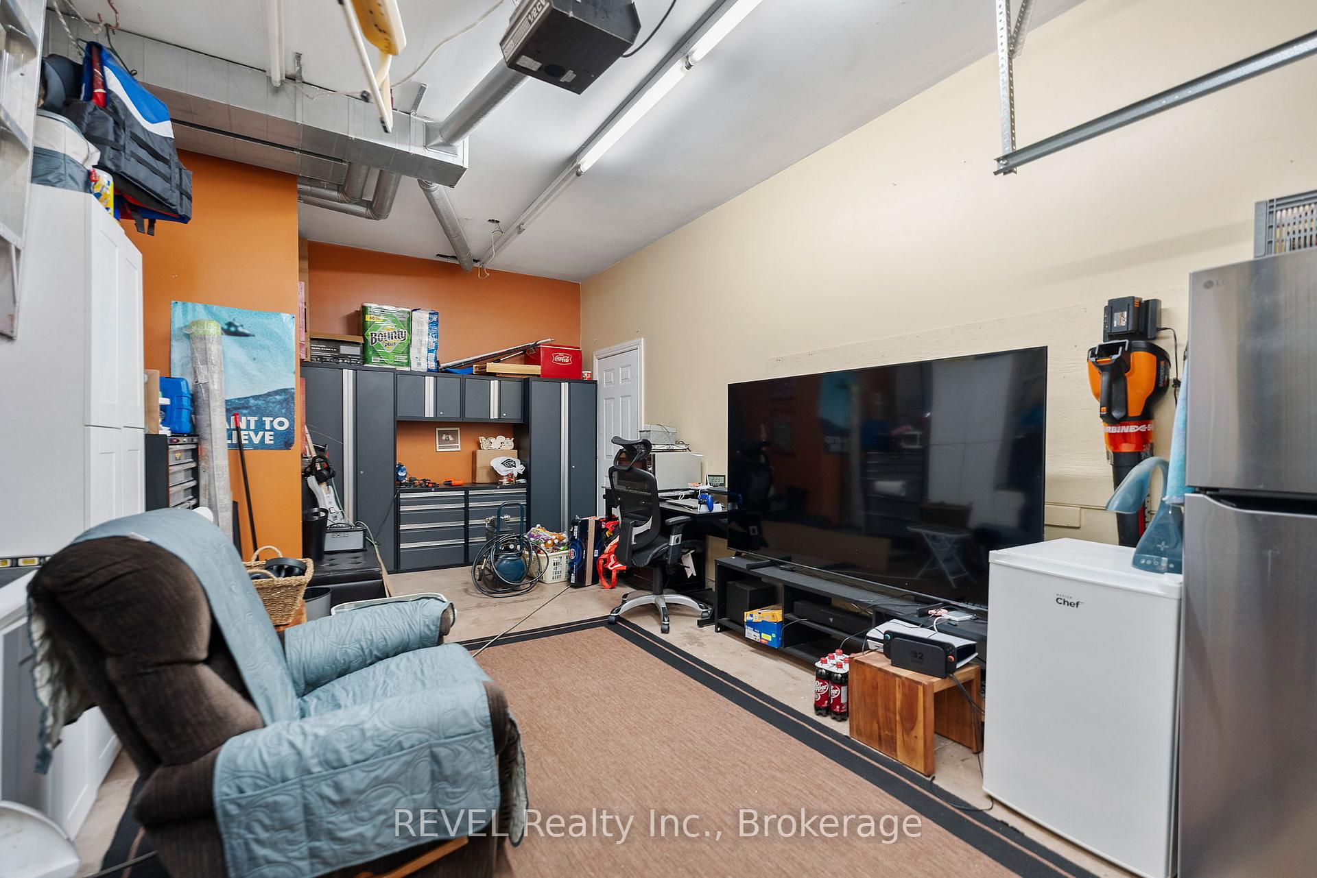 Photo 37 of 6431 Montrose Road, Niagara Falls, West Wood — HOMEH