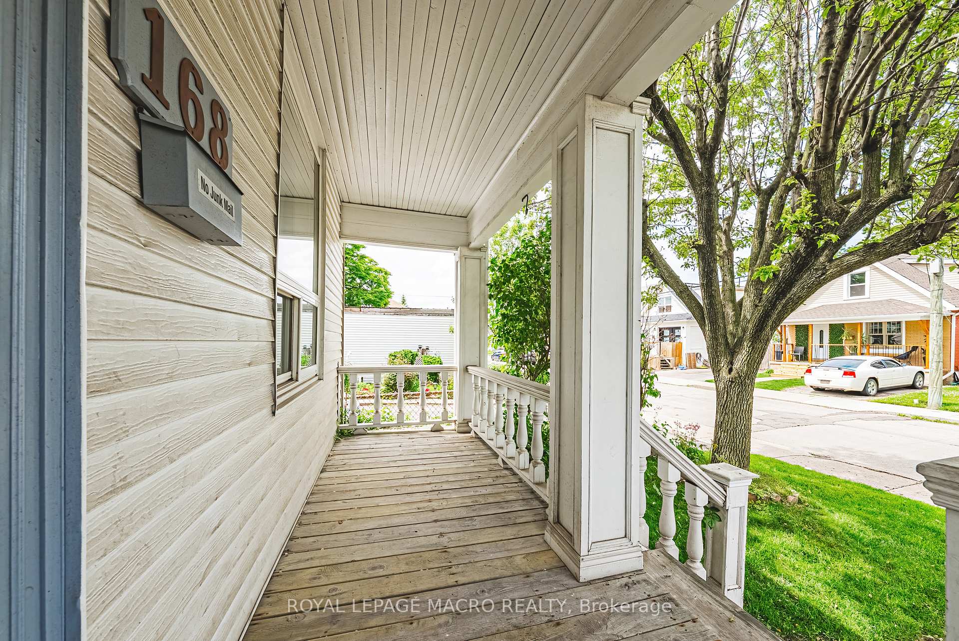 Photo 3 of 168 Britannia Avenue, Hamilton, Crown Point — HOMEH