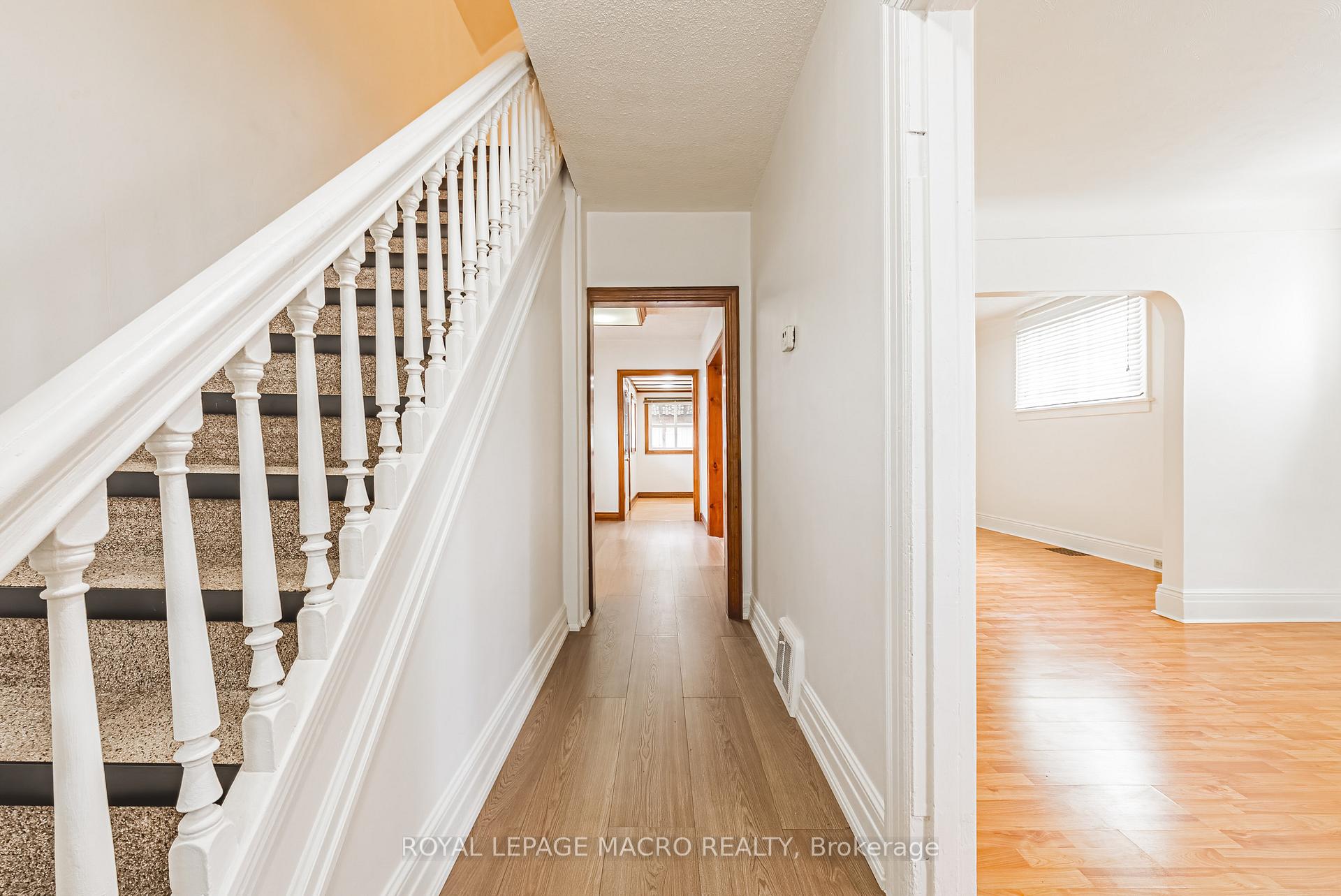 Photo 10 of 168 Britannia Avenue, Hamilton, Crown Point — HOMEH