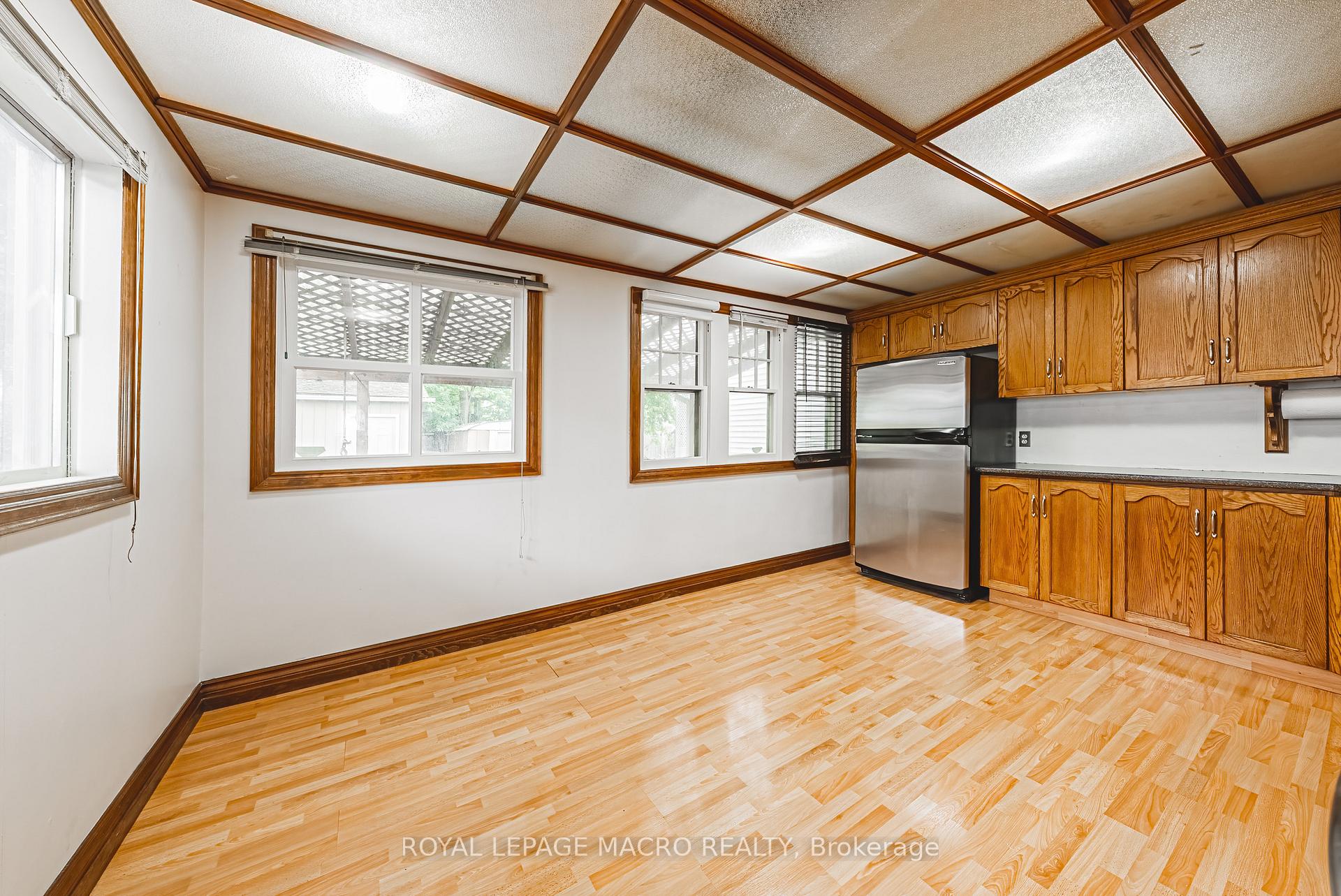 Photo 11 of 168 Britannia Avenue, Hamilton, Crown Point — HOMEH