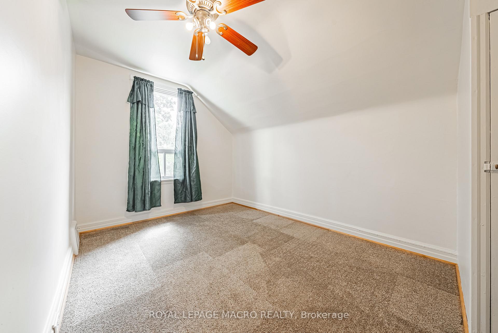 Photo 18 of 168 Britannia Avenue, Hamilton, Crown Point — HOMEH