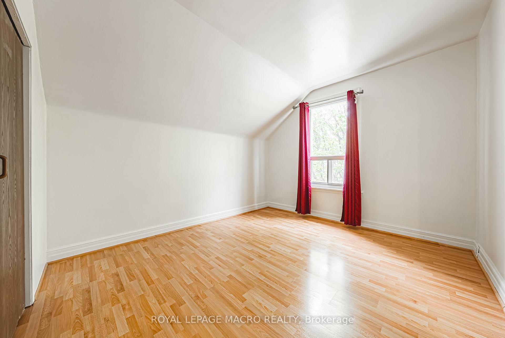 Photo 21 of 168 Britannia Avenue, Hamilton, Crown Point — HOMEH