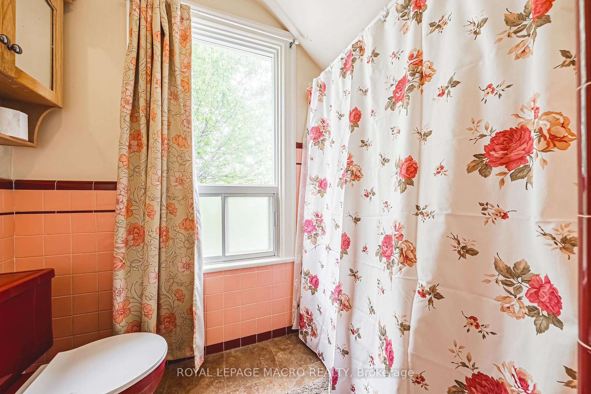 Photo 25 of 168 Britannia Avenue, Hamilton, Crown Point — HOMEH