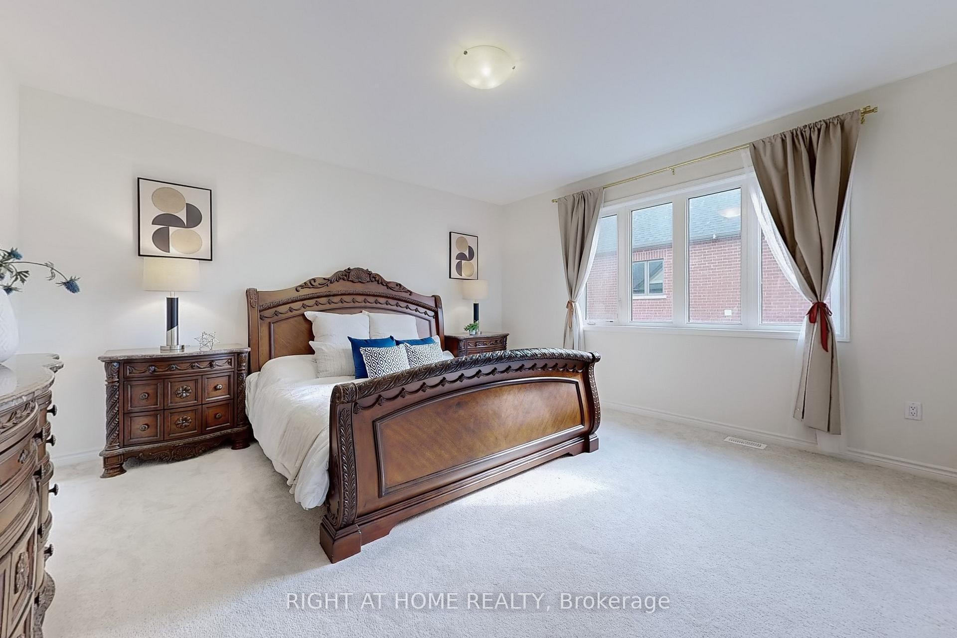Photo 2 of 3294 Turnstone Boulevard, Pickering, Rural Pickering — HOMEH