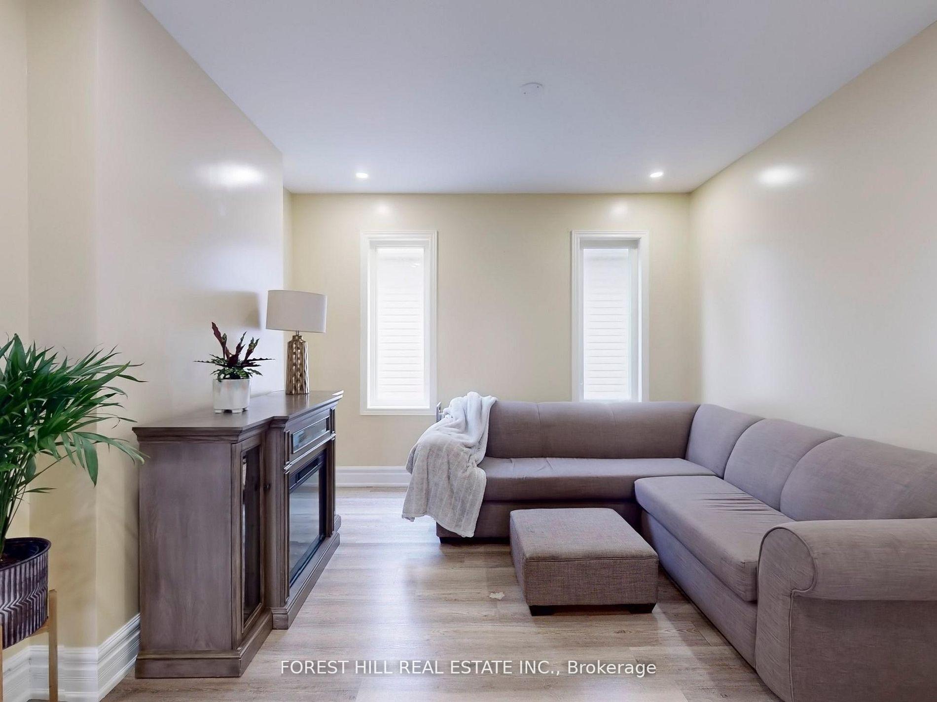 Photo 4 of 740 Cedar Street, Shelburne — HOMEH